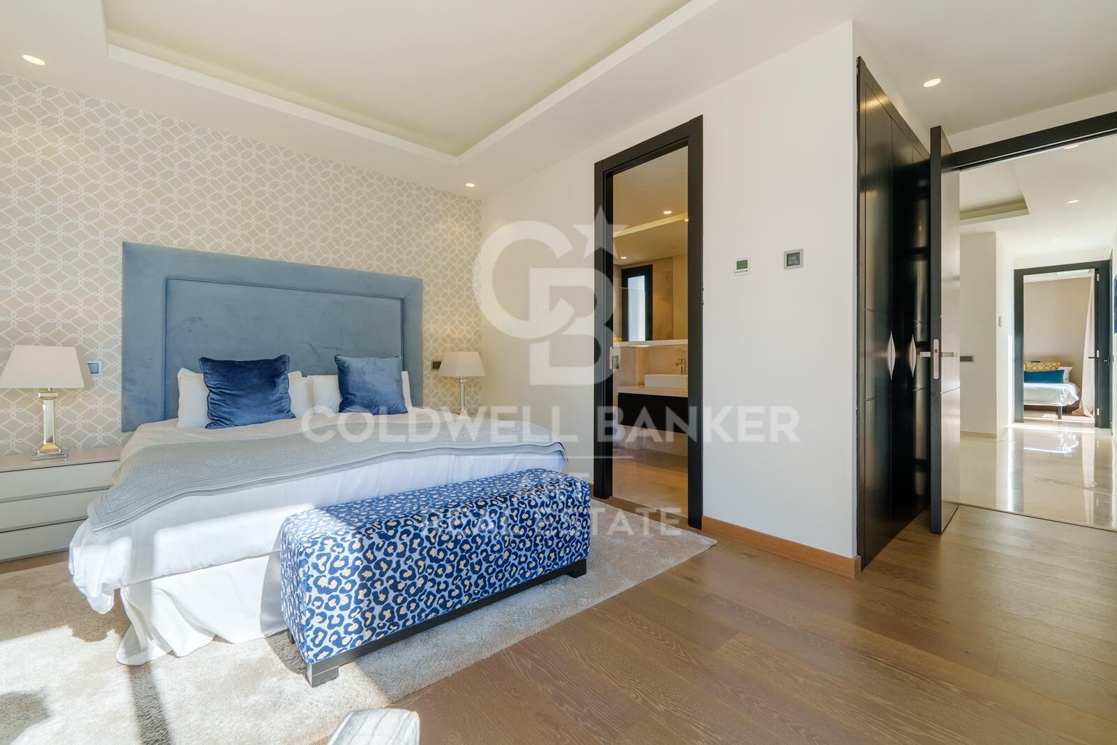 Zeitgenössische Villa mit elegantem Design - Nueva Andalucía, Marbella