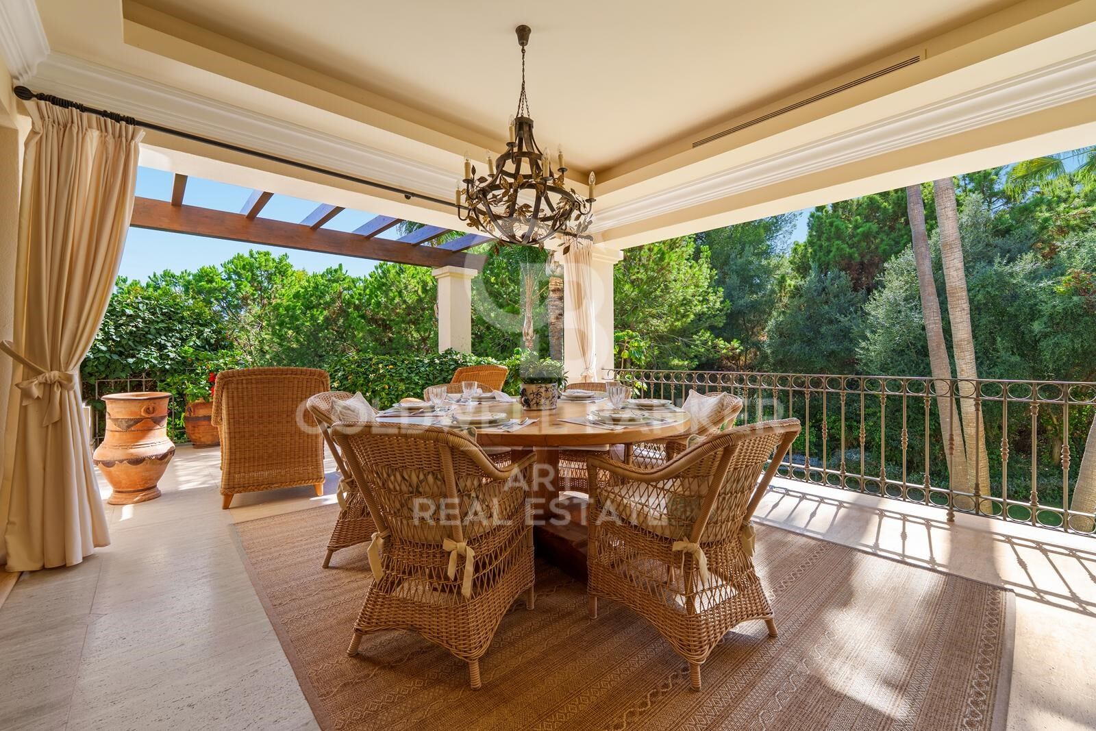 Exceptional Andalusian villa in the heart of Marbella's Golden Mile