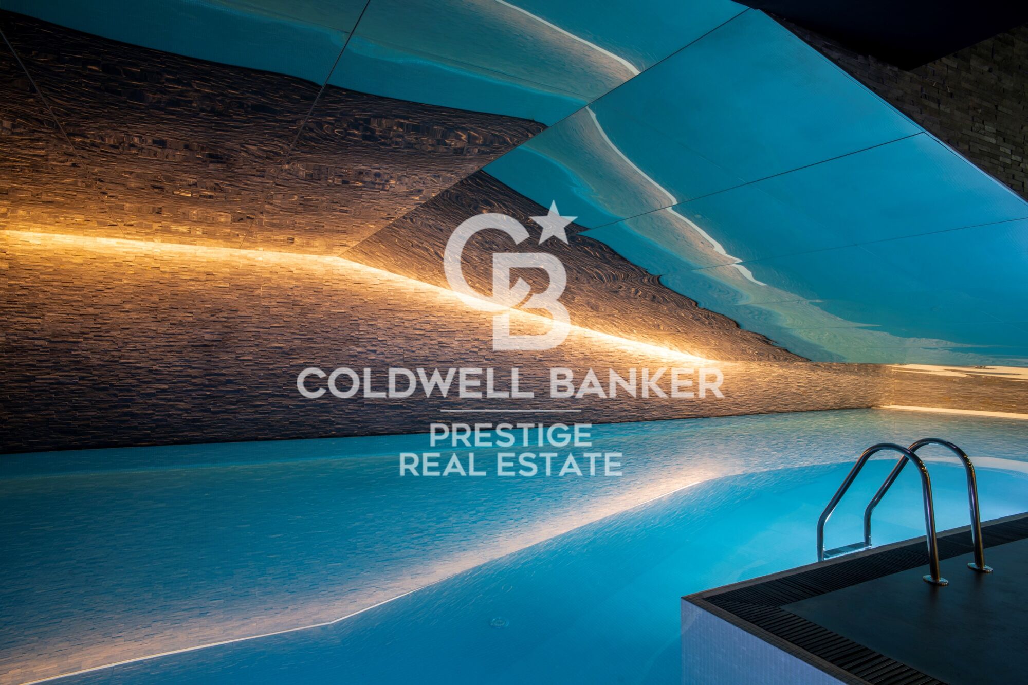 Iconic building in Barcelona: A luxury in heights in Diagonal Mar