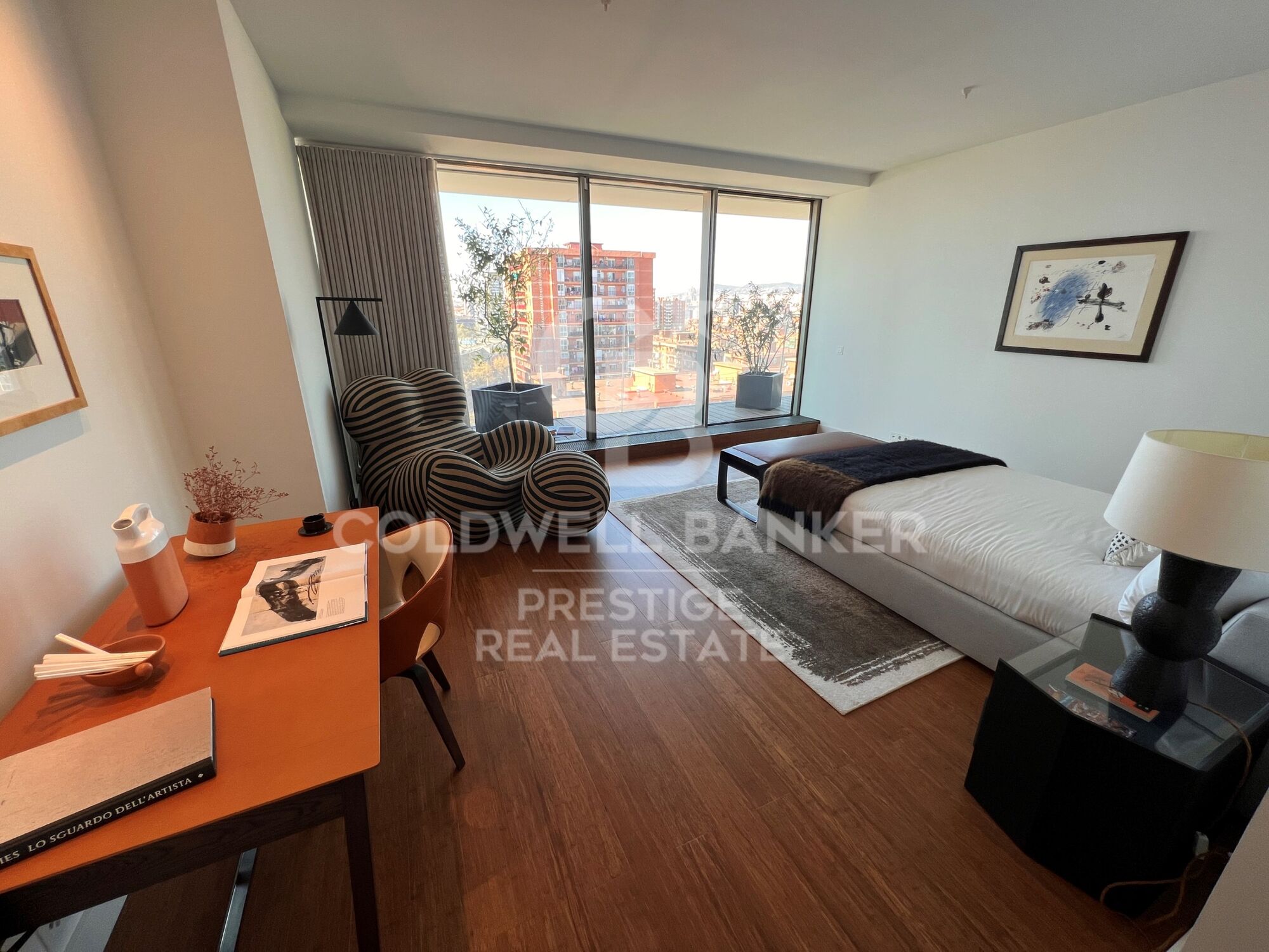 Iconic building in Barcelona: A luxury in heights in Diagonal Mar