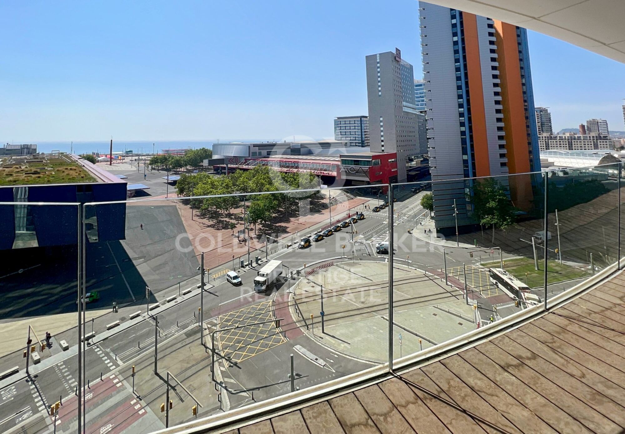 Iconic building in Barcelona: A luxury in heights in Diagonal Mar