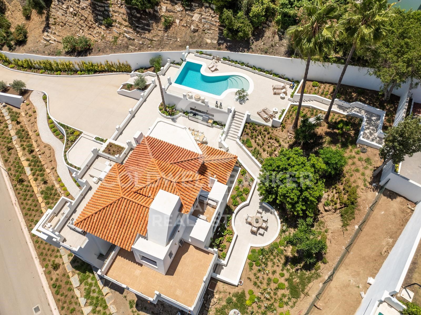 Mediterrane Luxusvilla mit Panoramameerblick in Nueva Andalucía, Marbella