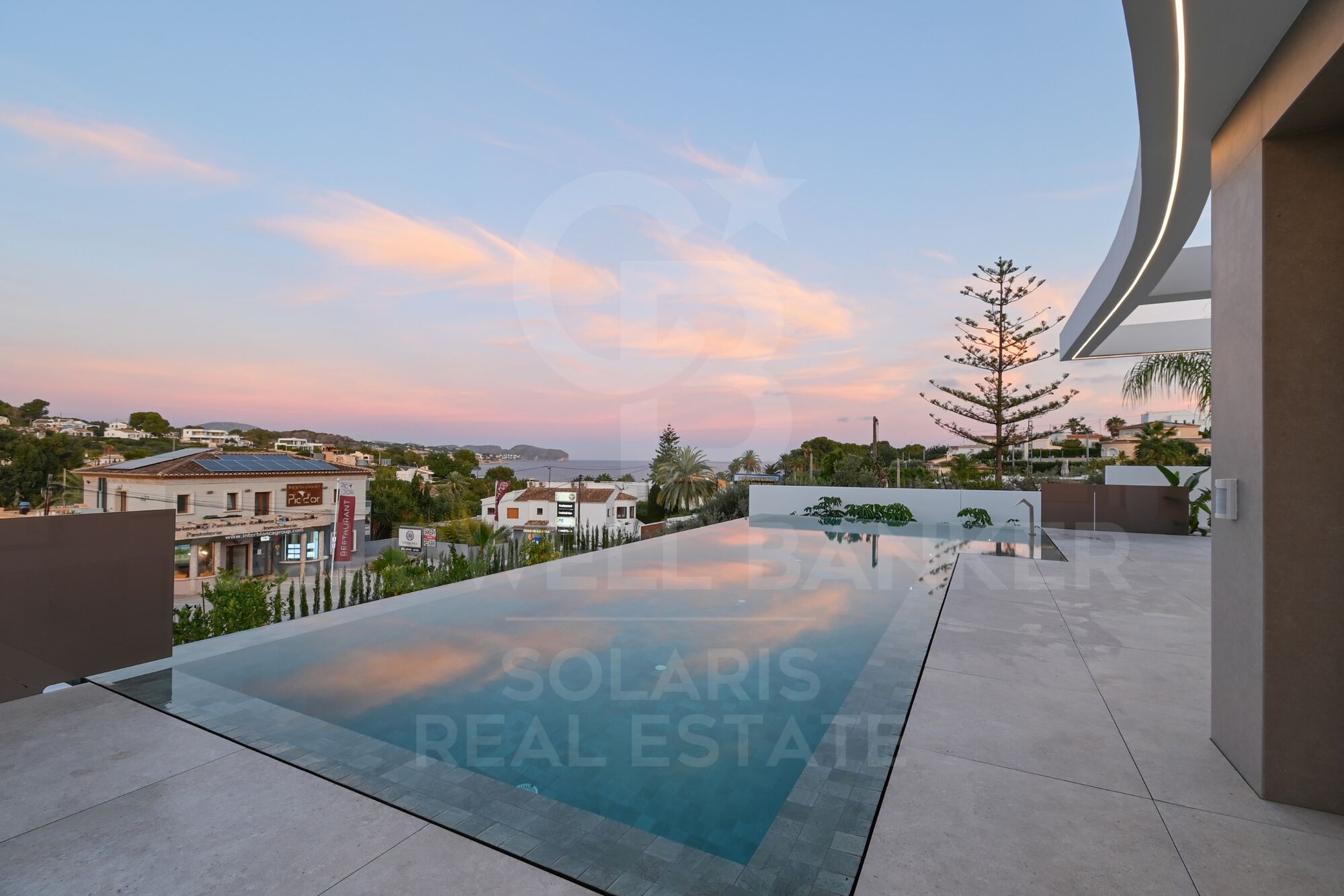 Nouvelle villa de luxe avec vue sur la mer à La Fustera, Benissa | Piscine à débordement, spa, cinéma