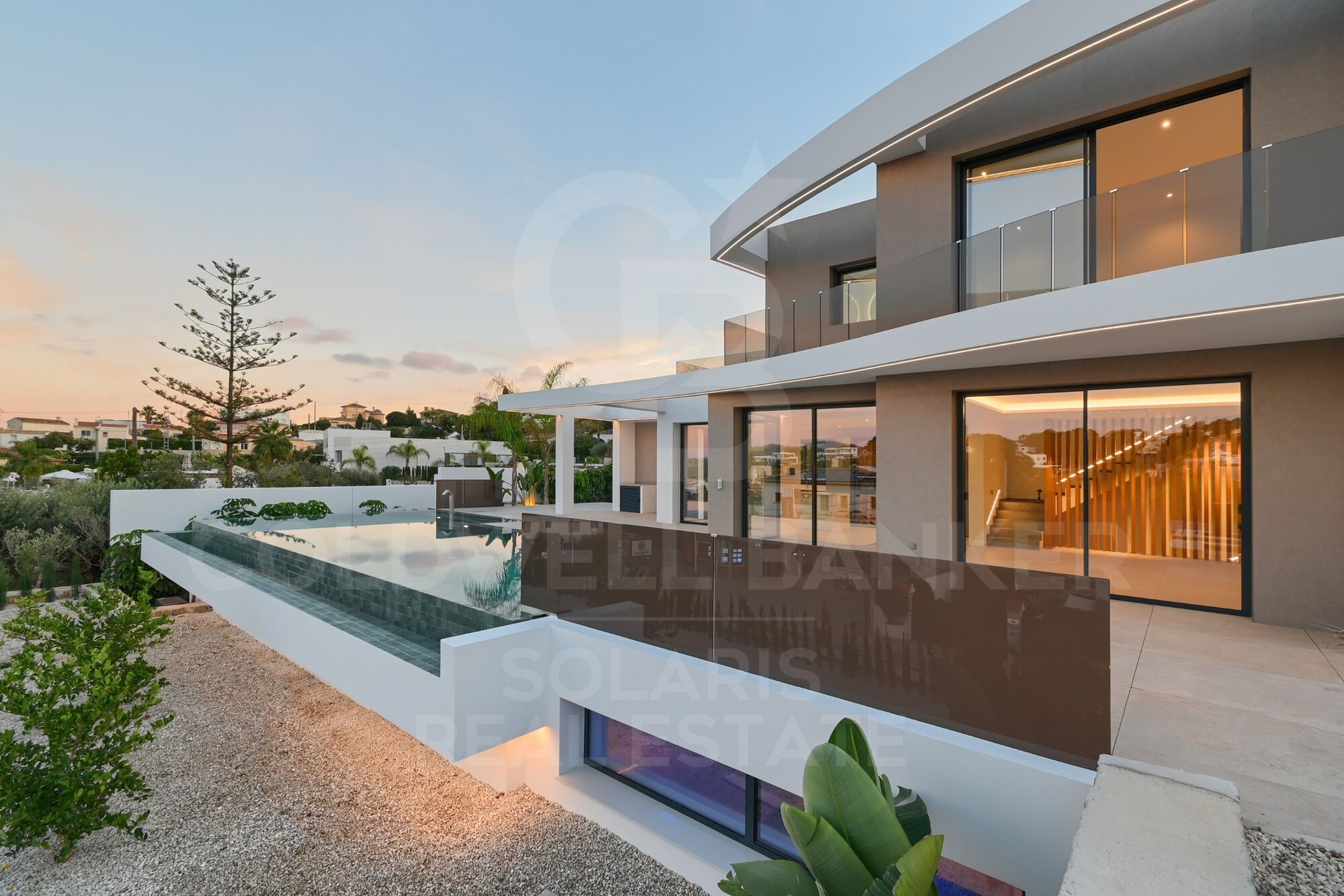Nouvelle villa de luxe avec vue sur la mer à La Fustera, Benissa | Piscine à débordement, spa, cinéma