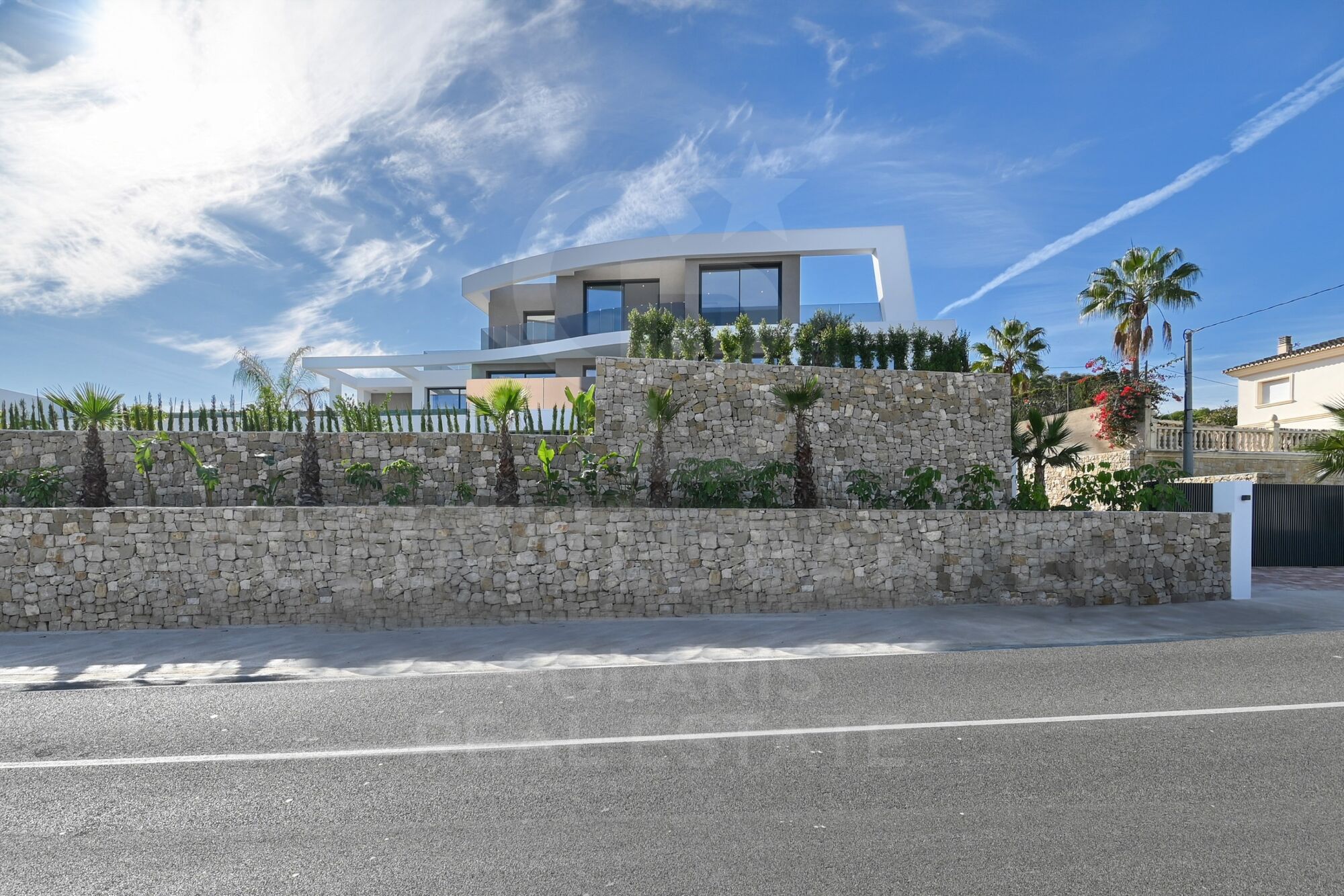 Neue Luxusvilla mit Meerblick in La Fustera, Benissa | Infinity-Pool, Spa, Kino