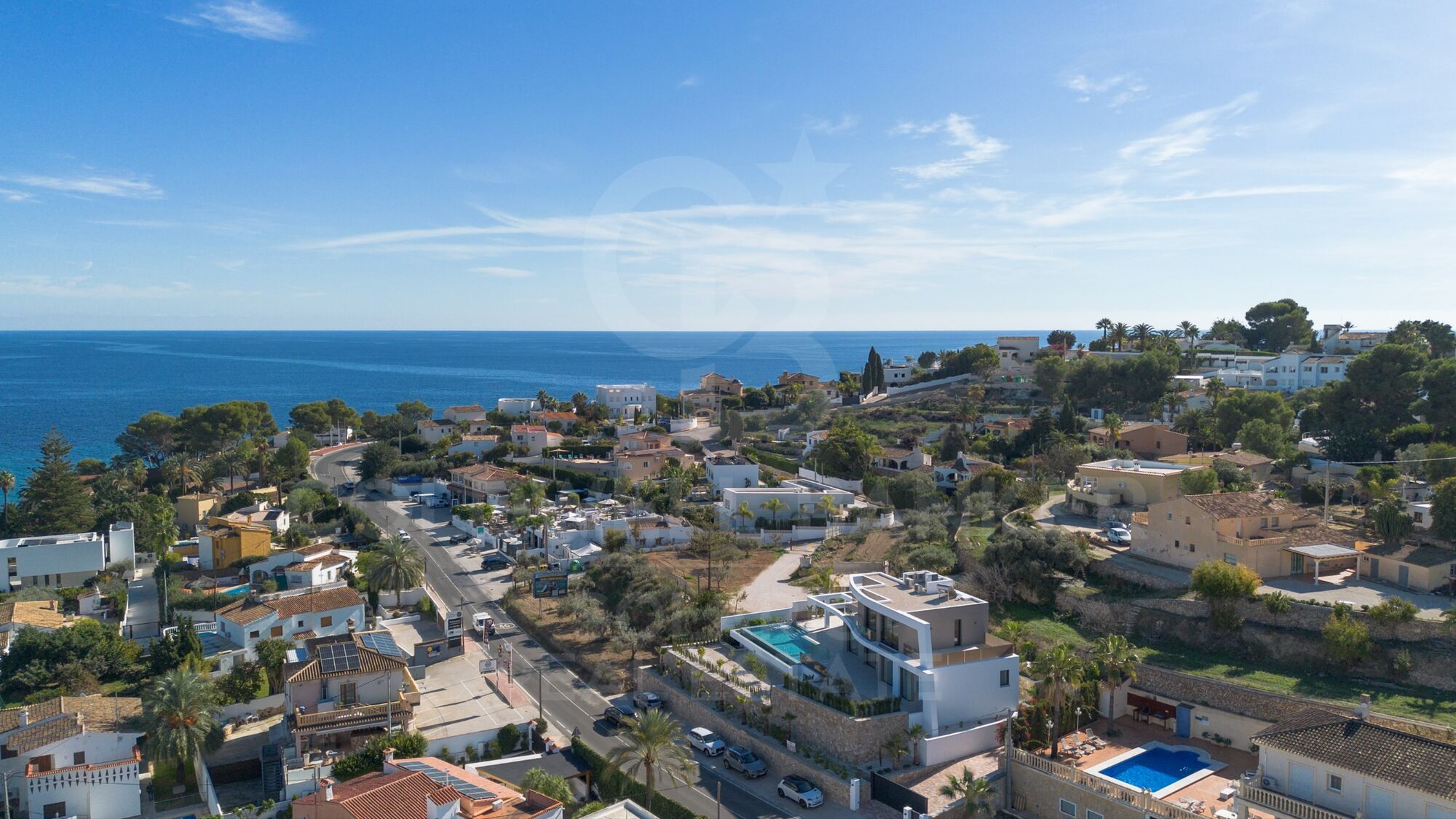 Neue Luxusvilla mit Meerblick in La Fustera, Benissa | Infinity-Pool, Spa, Kino