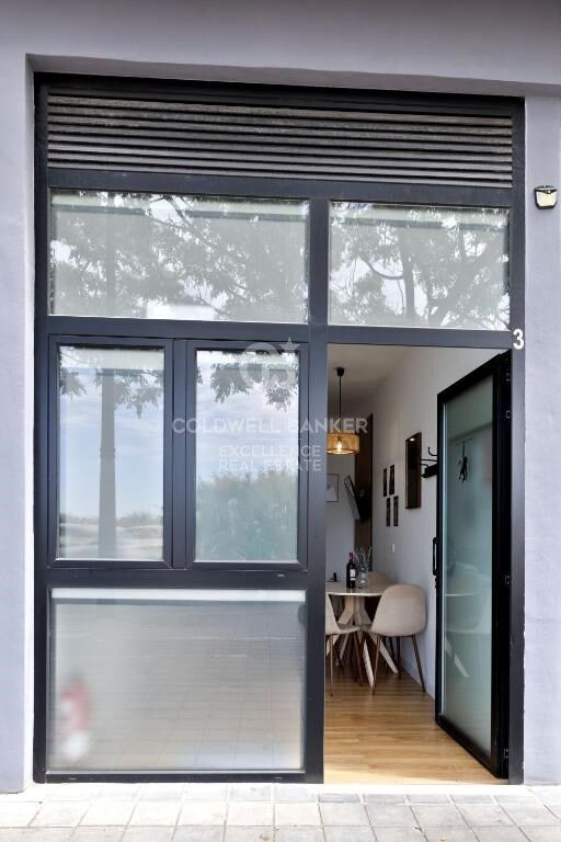 Apartamento Moderno con licencia turística en Av Pio Baroja, Campanar.