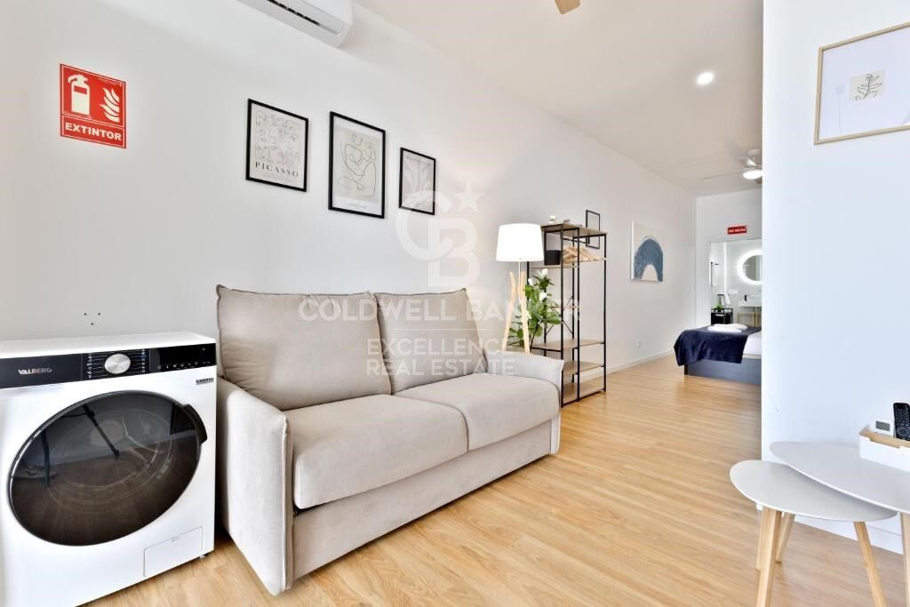 Apartamento Moderno con licencia turística en Av Pio Baroja, Campanar.