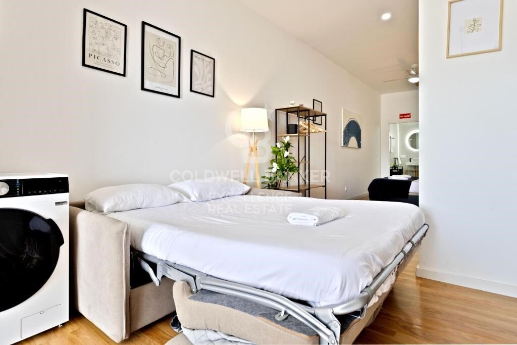 Apartamento Moderno con licencia turística en Av Pio Baroja, Campanar.