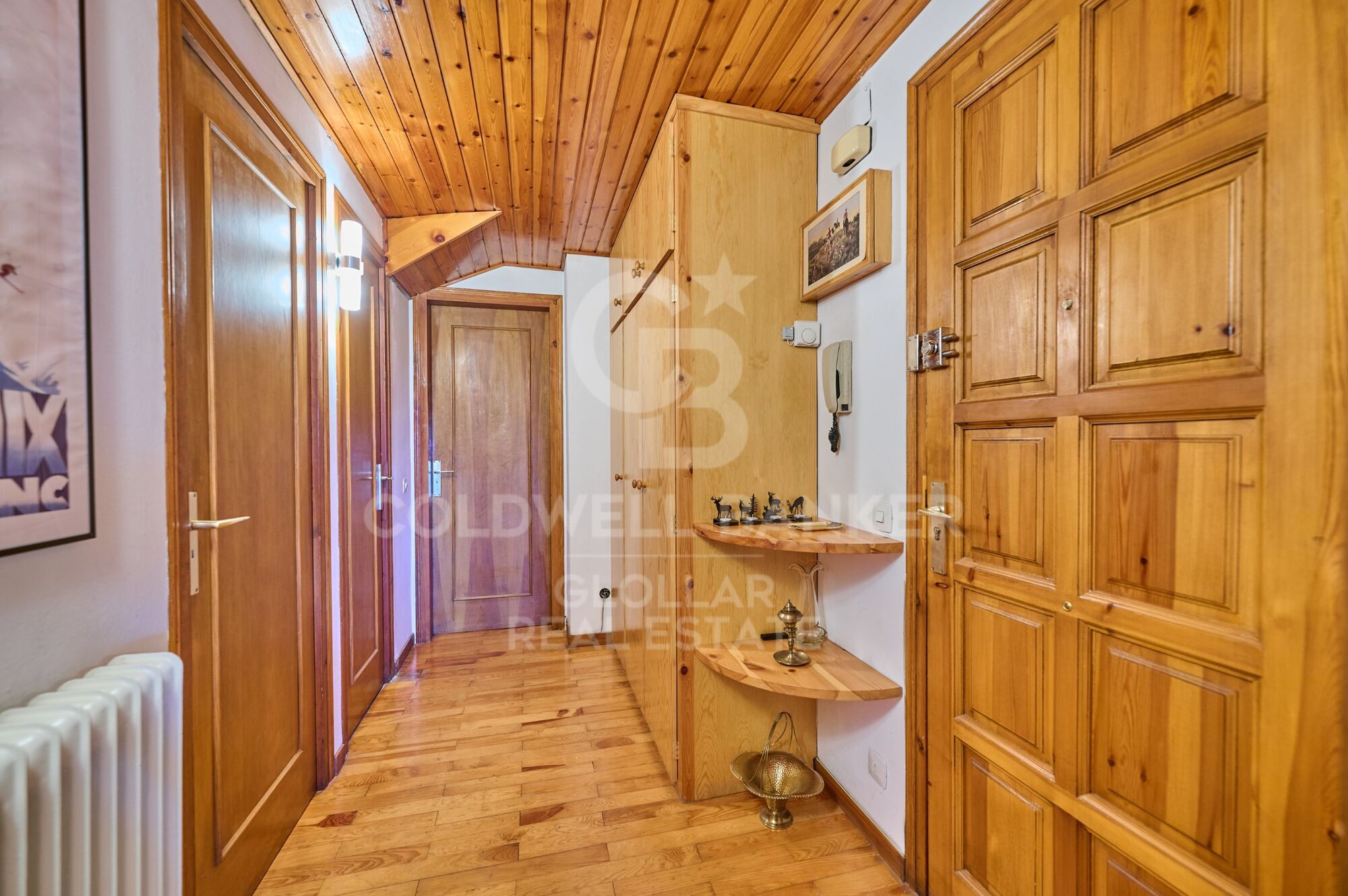 Appartement mansardé lumineux en plein centre de Puigcerdà avec vue sur la Tosa et ascenseur