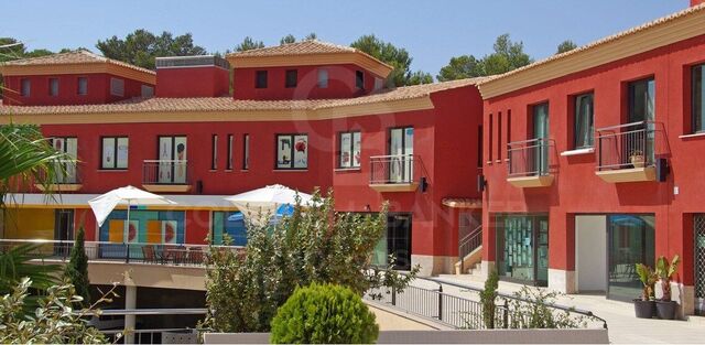 Commercial premises for rent in Cumbre del Sol - Lirios Shopping Centre, Costa Blanca