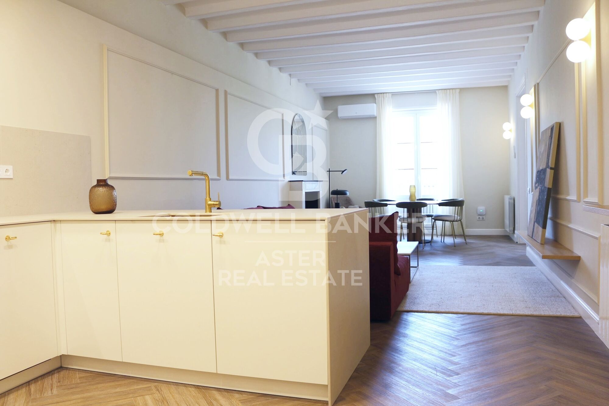 Furnished 3-Bedroom Flat in Barceloneta