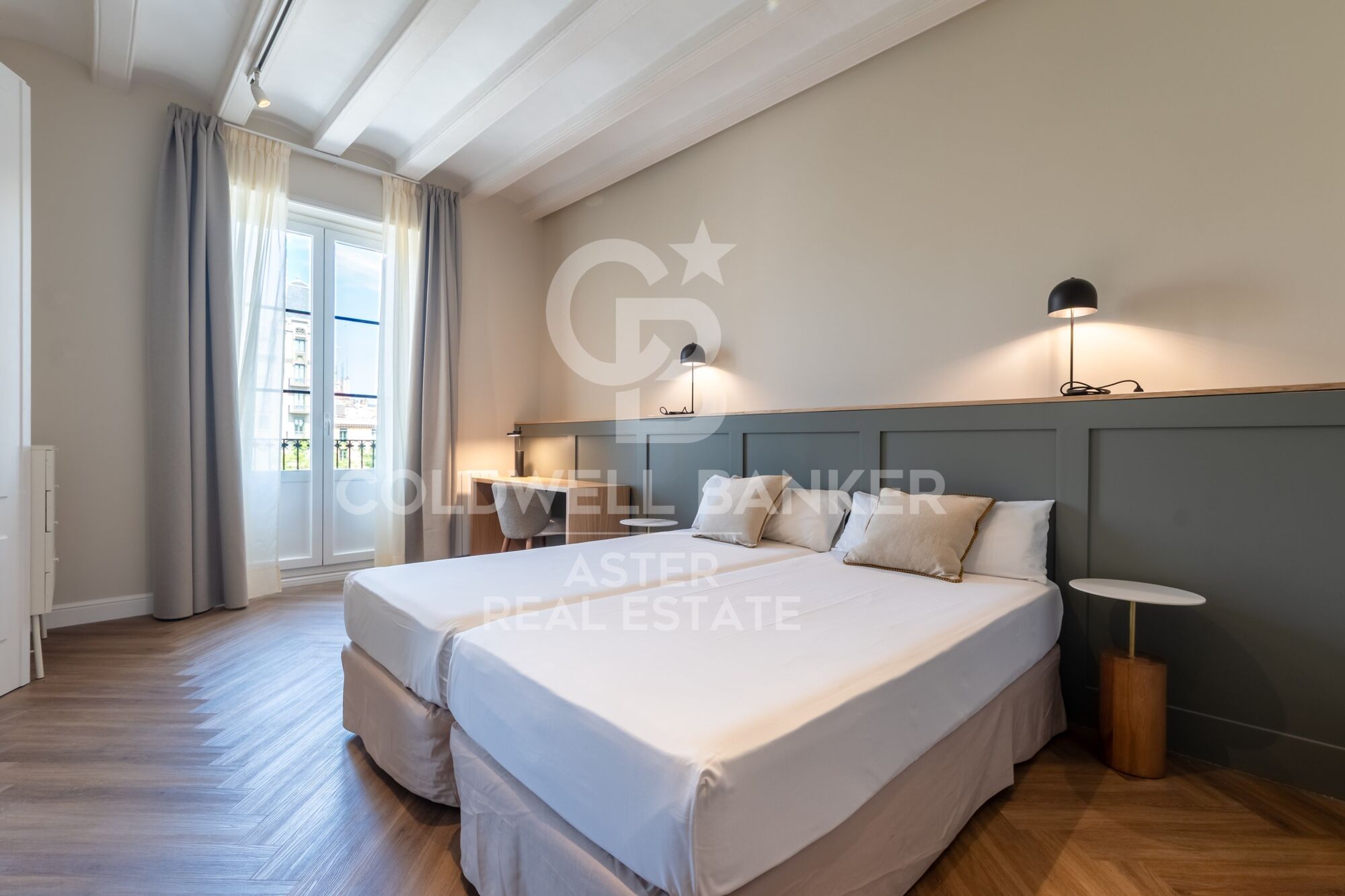 Furnished 3-Bedroom Flat in Barceloneta