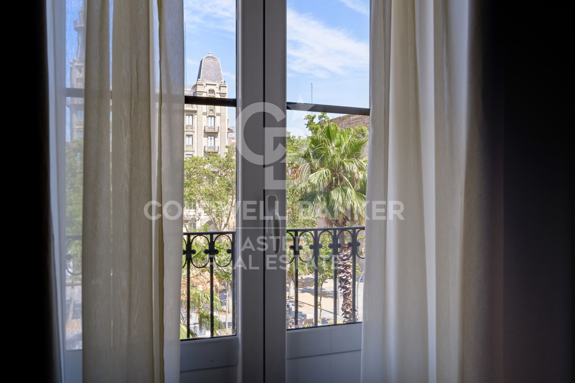Furnished 3-Bedroom Flat in Barceloneta