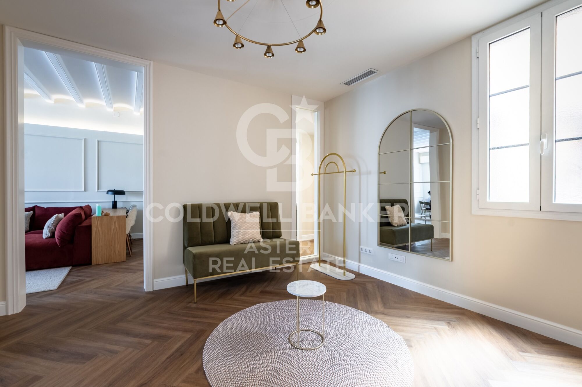 Flat with Balcony and 3 Bedrooms in Barceloneta