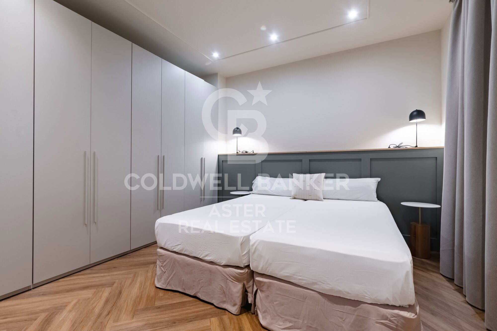 Piso con balcón y 3 hab. en Barceloneta