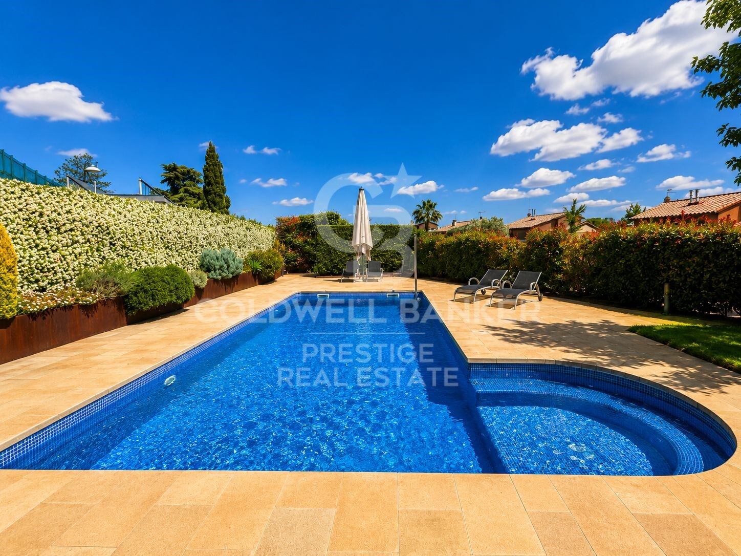 Villa de lujo con piscina y jardín privado en La Garriga
