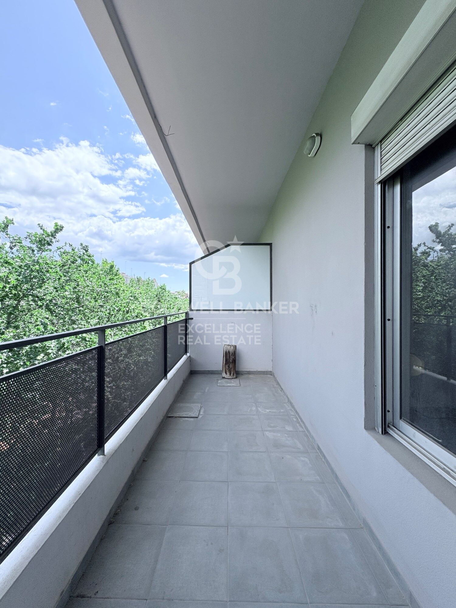 Appartement lumineux avec terrasse et garage sur la Gran Vía Ramón y Cajal