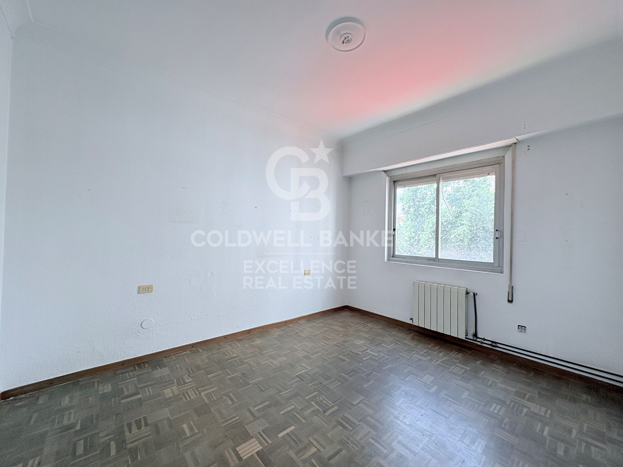 Appartement lumineux avec terrasse et garage sur la Gran Vía Ramón y Cajal