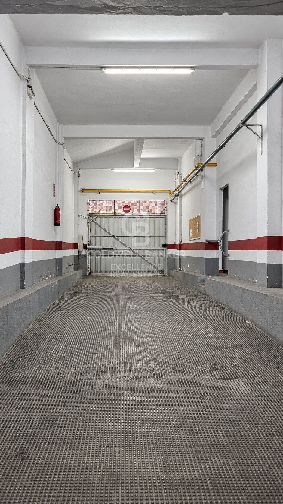 190 m² große Wohnung mit Terrasse, Garage und großem Potenzial an der Gran Vía Ramón y Cajal