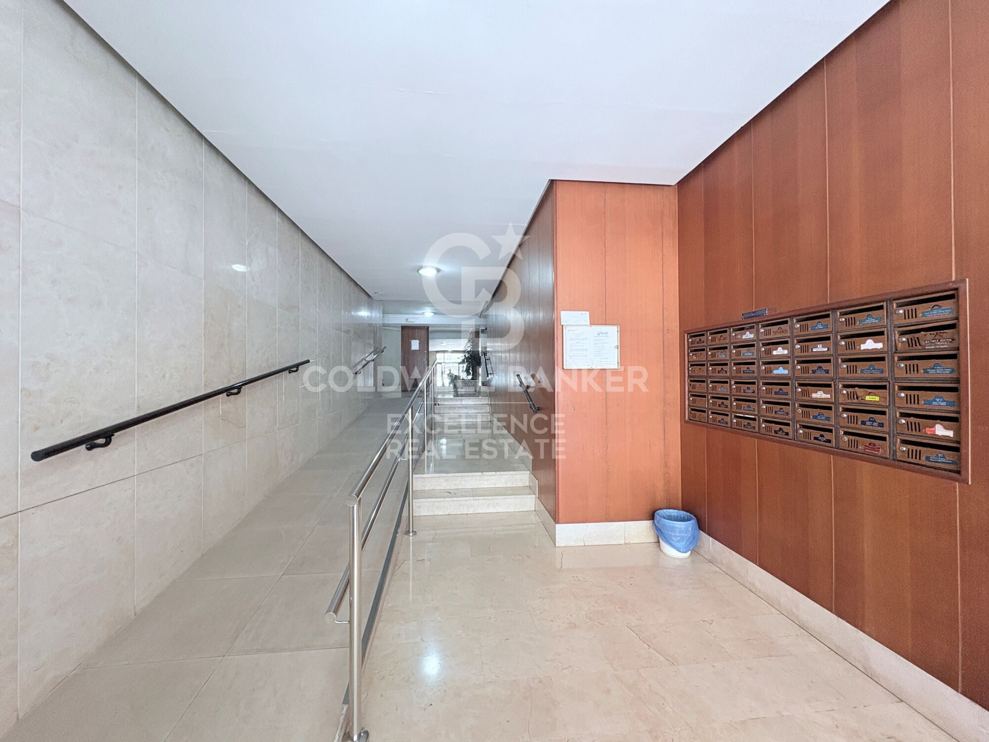 Spacieux et Lumineux Appartement de 107 m² avec Vue sur la Mer à côté du Port de Castellón