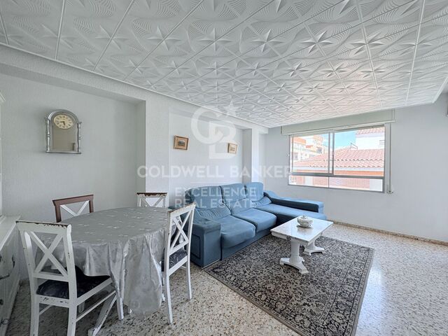 Großzügige und helle 107 m² Wohnung mit Meerblick neben dem Hafen von Castellón