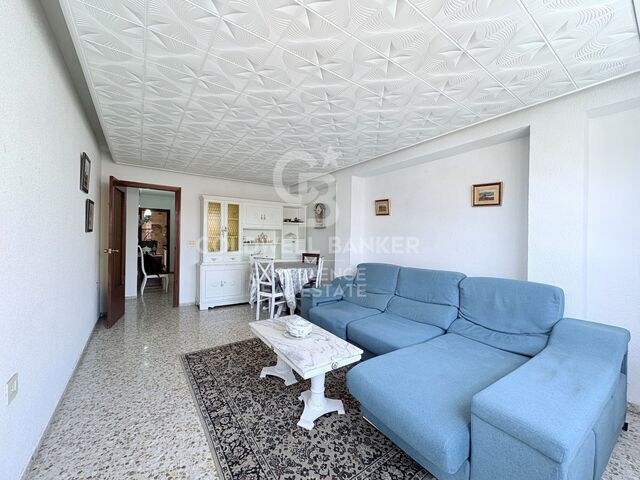 Bright and Spacious 107 m² Apartment with Sea Views Next to Castellón Port