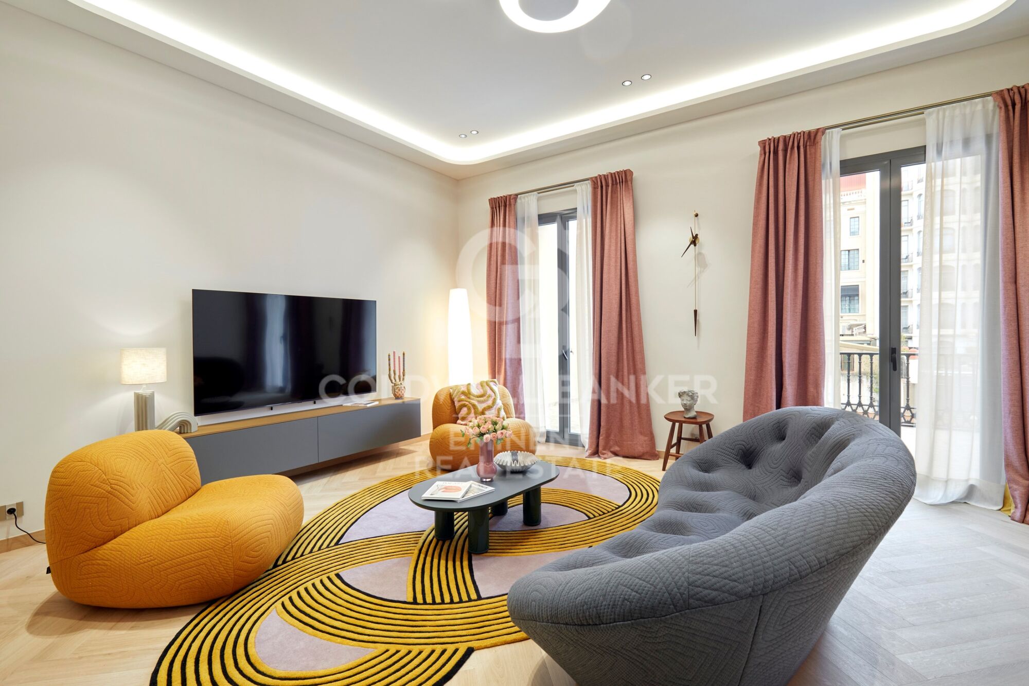 Espectacular piso a estrenar junto a Paseo de Gracia con terraza de 20m2