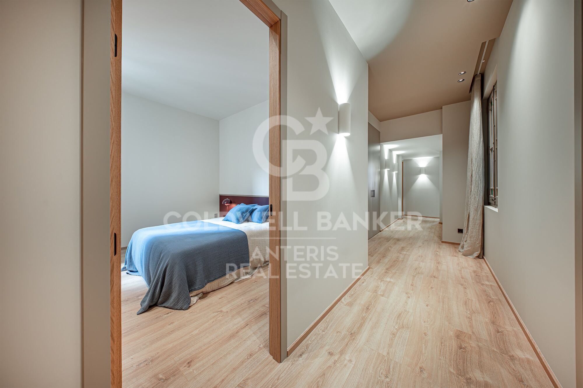 Piso en venta reformado a estrenar ubicado en el Quadrat d'Or con balcones y una pequeña terraza