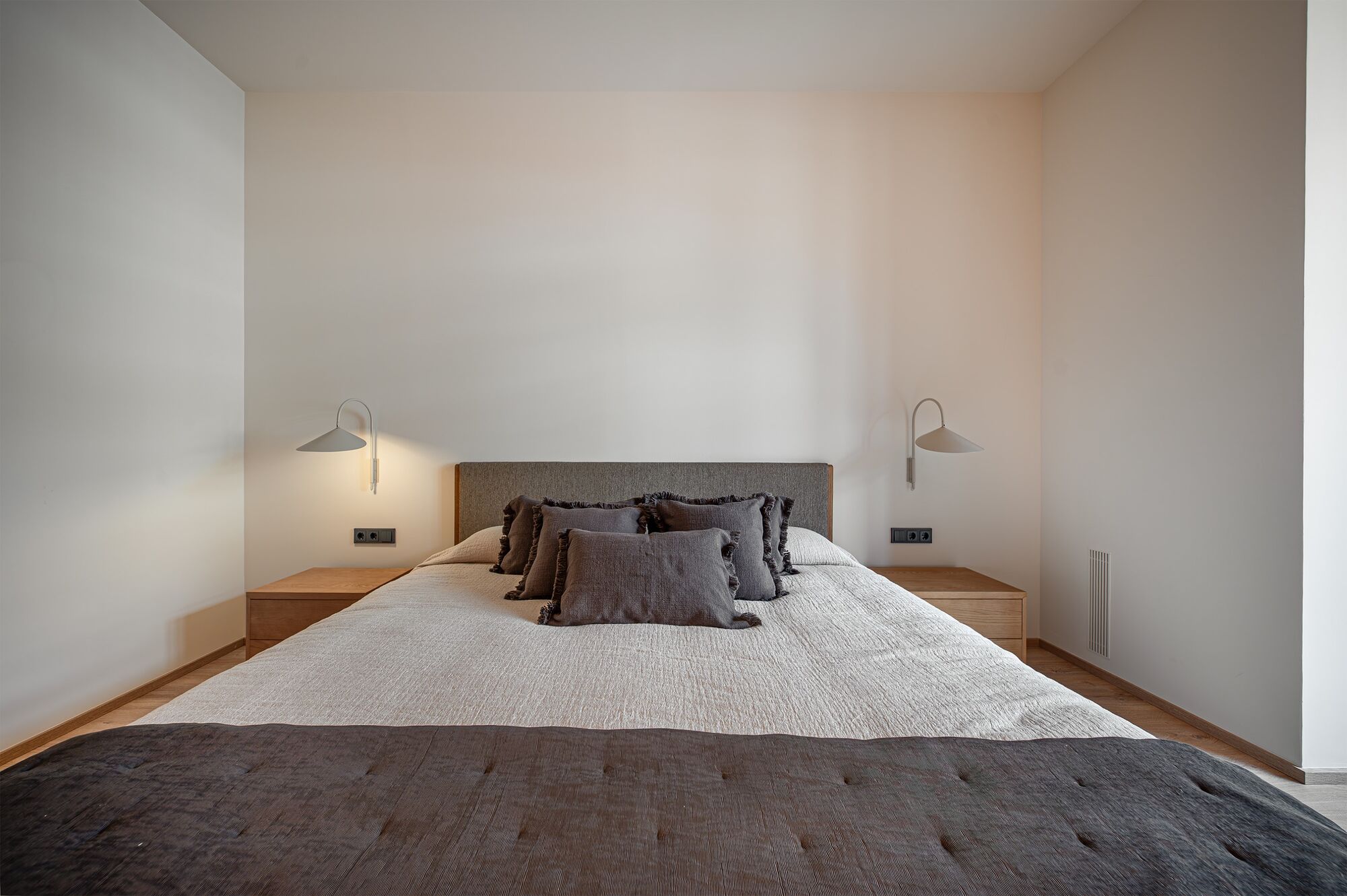 Piso en venta reformado a estrenar ubicado en el Quadrat d'Or con balcones y una pequeña terraza