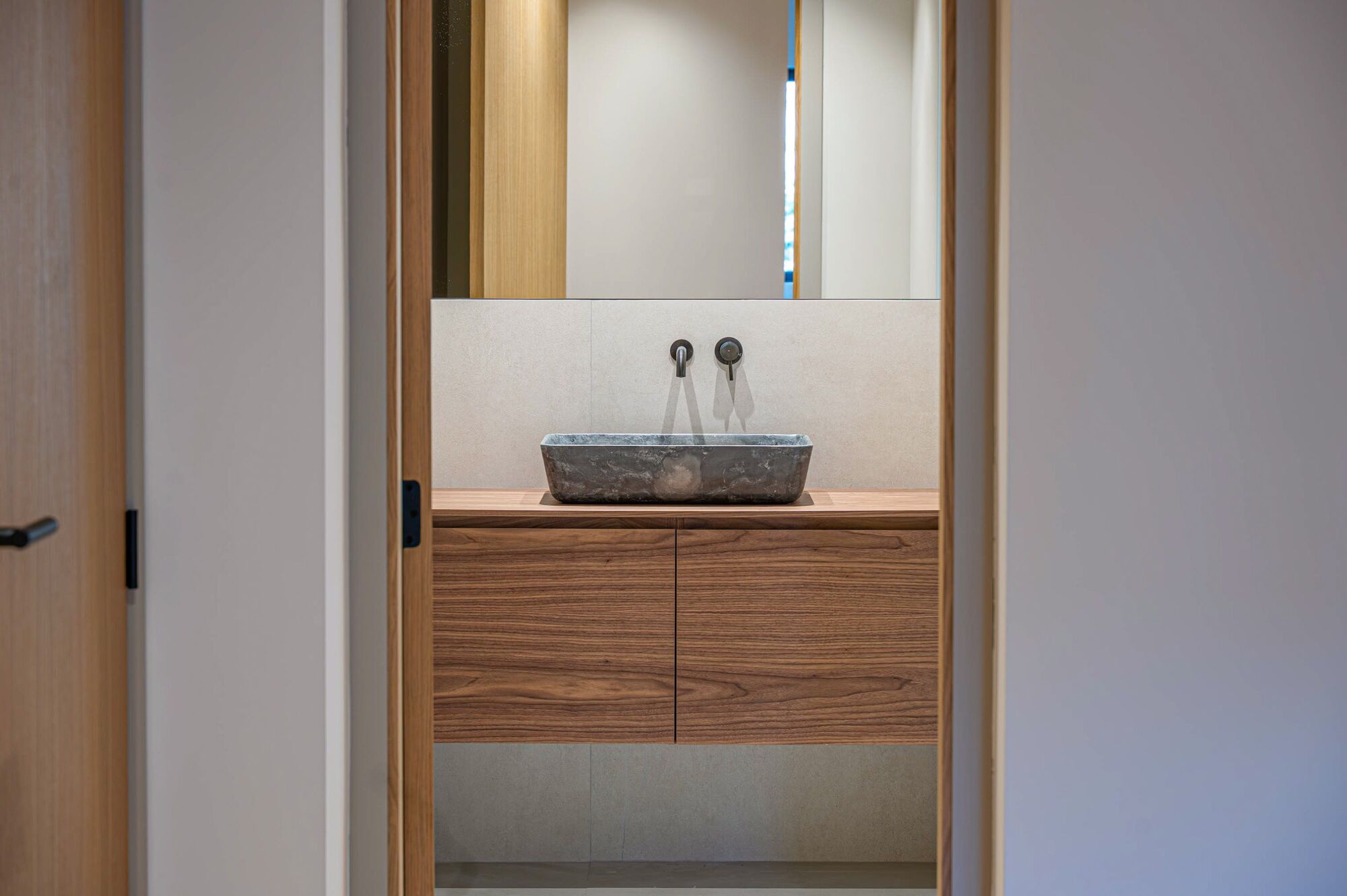 Brand-new renovated apartment for sale located in the Quadrat d'Or featuring traditional Eixample balconies