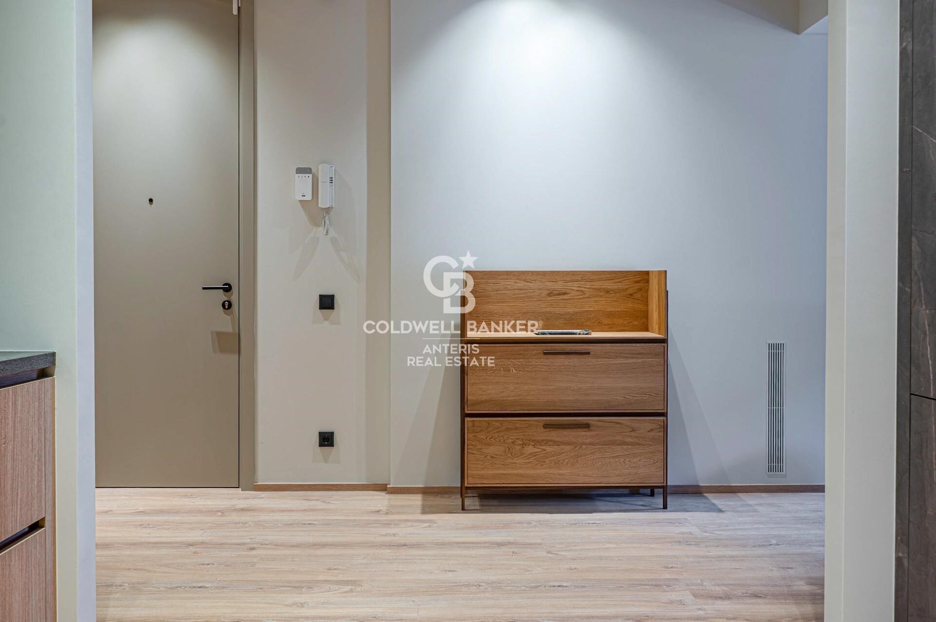 Piso en venta reformado a estrenar ubicado en el Quadrat d'Or con balcones típicos del Eixample