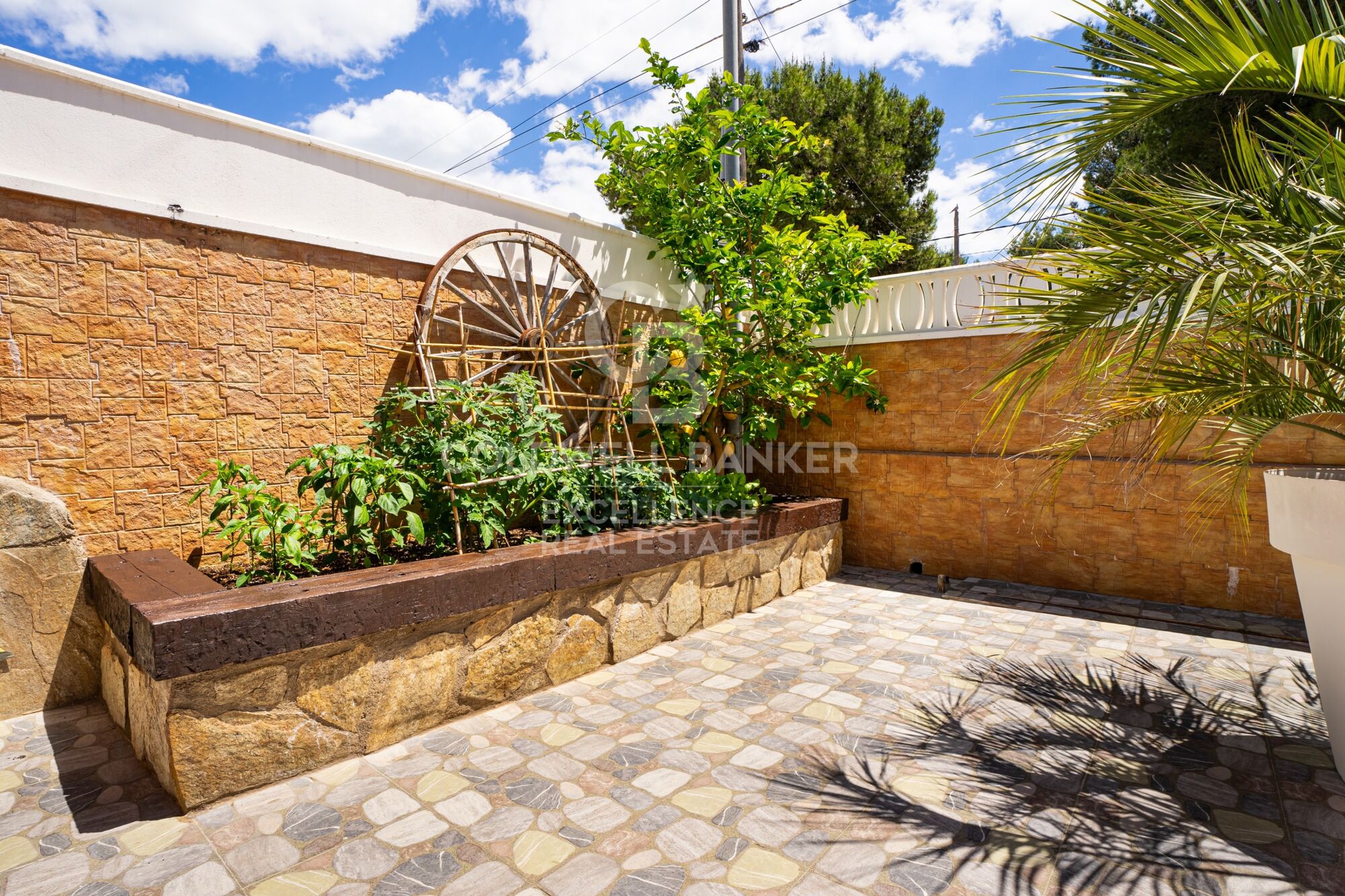 Villa exclusive de 400 m² avec piscine et jardin à 100 m de la plage à Alcanar, Tarragone