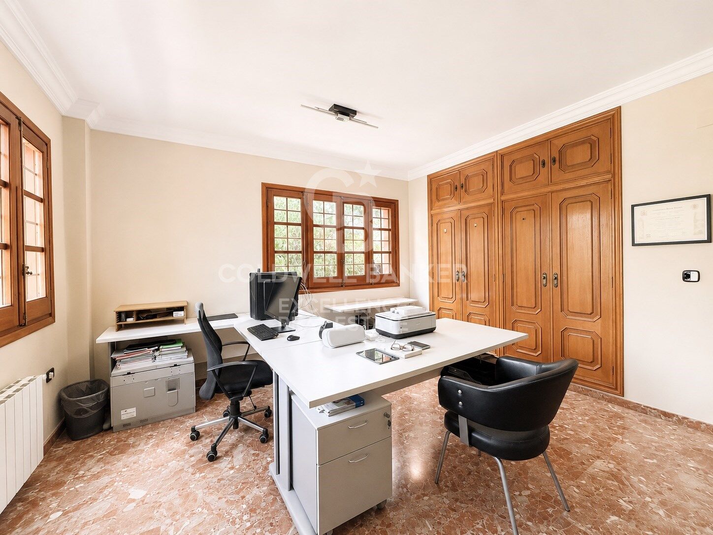 Espectacular Villa en Santa Apolonia con 1.648 m² de Parcela.