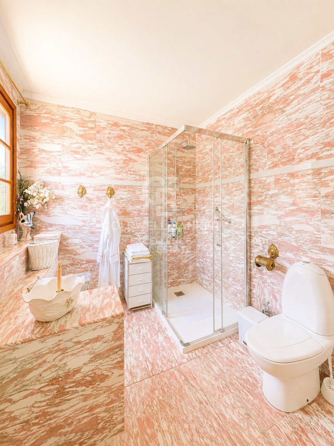 Espectacular Villa en Santa Apolonia con 1.648 m² de Parcela.
