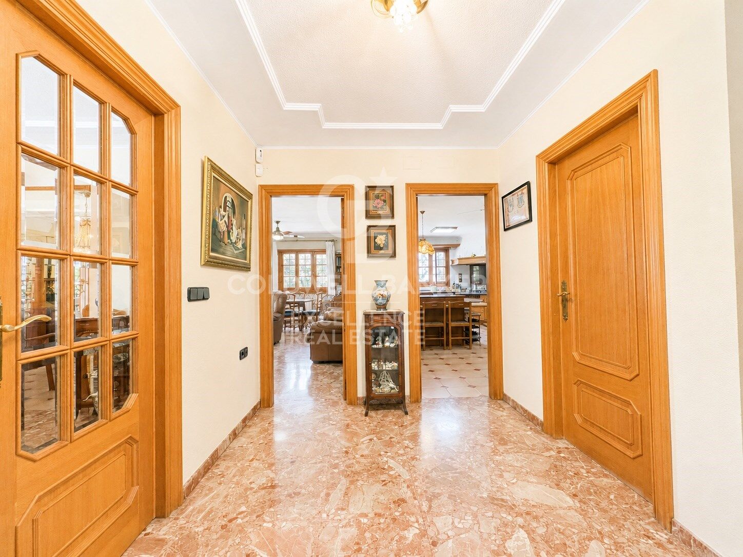 Espectacular Villa en Santa Apolonia con 1.648 m² de Parcela.