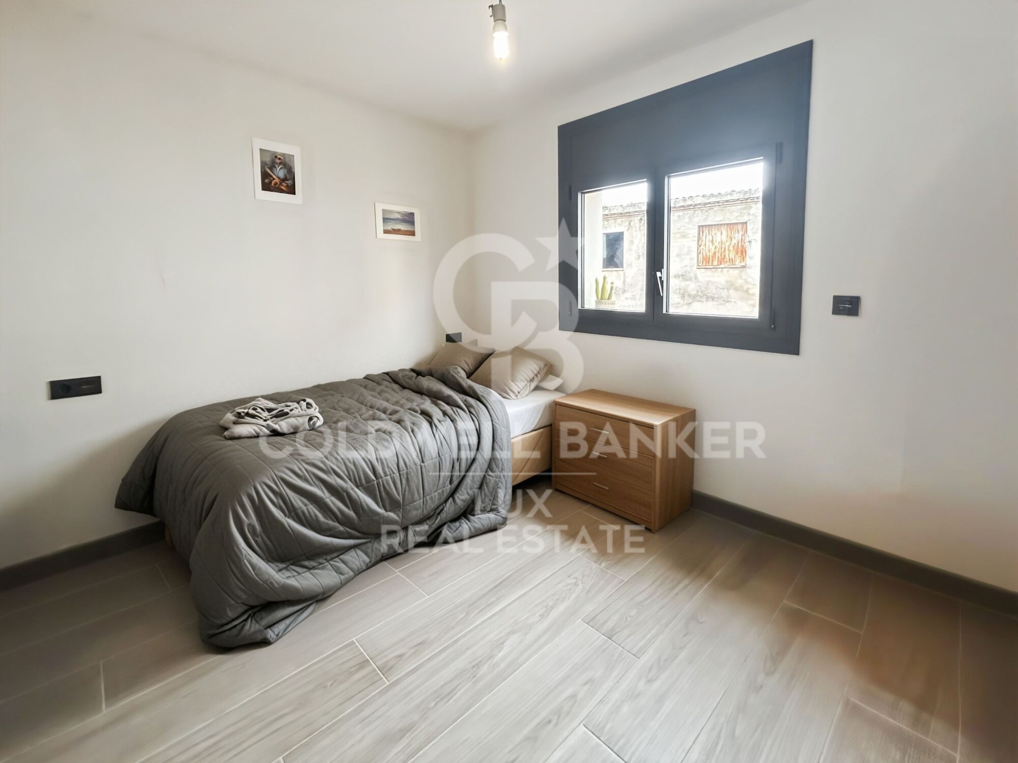 Duplex-Wohnung im Dorf mit Terrasse und Garage in L'Armentera zu verkaufen