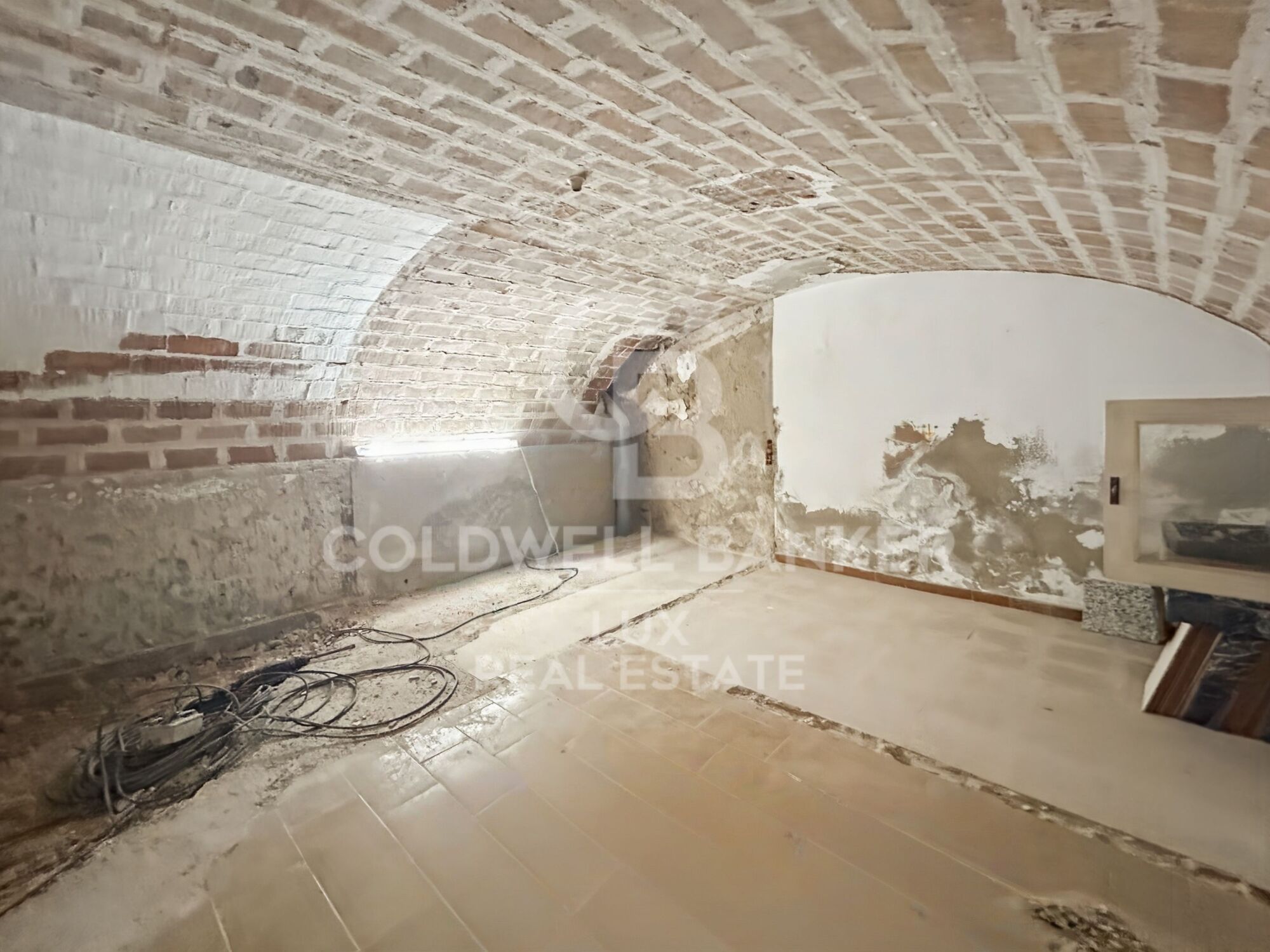 Duplex-Wohnung im Dorf mit Terrasse und Garage in L'Armentera zu verkaufen