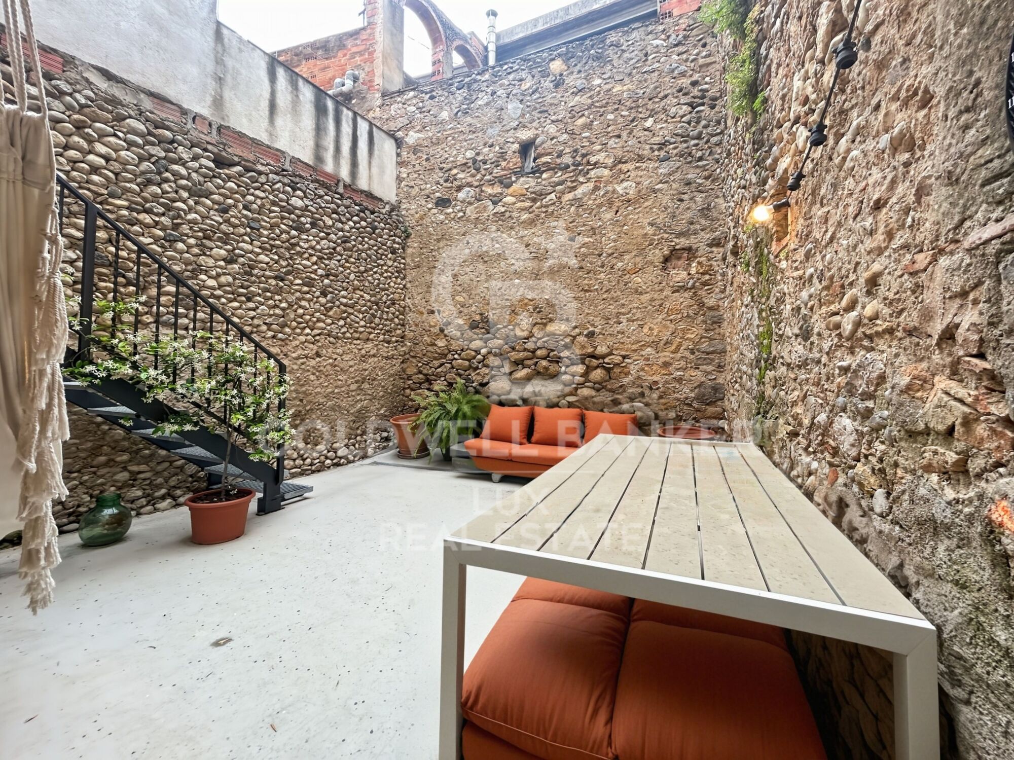 Duplex de village avec terrasse et garage à vendre à L'Armentera