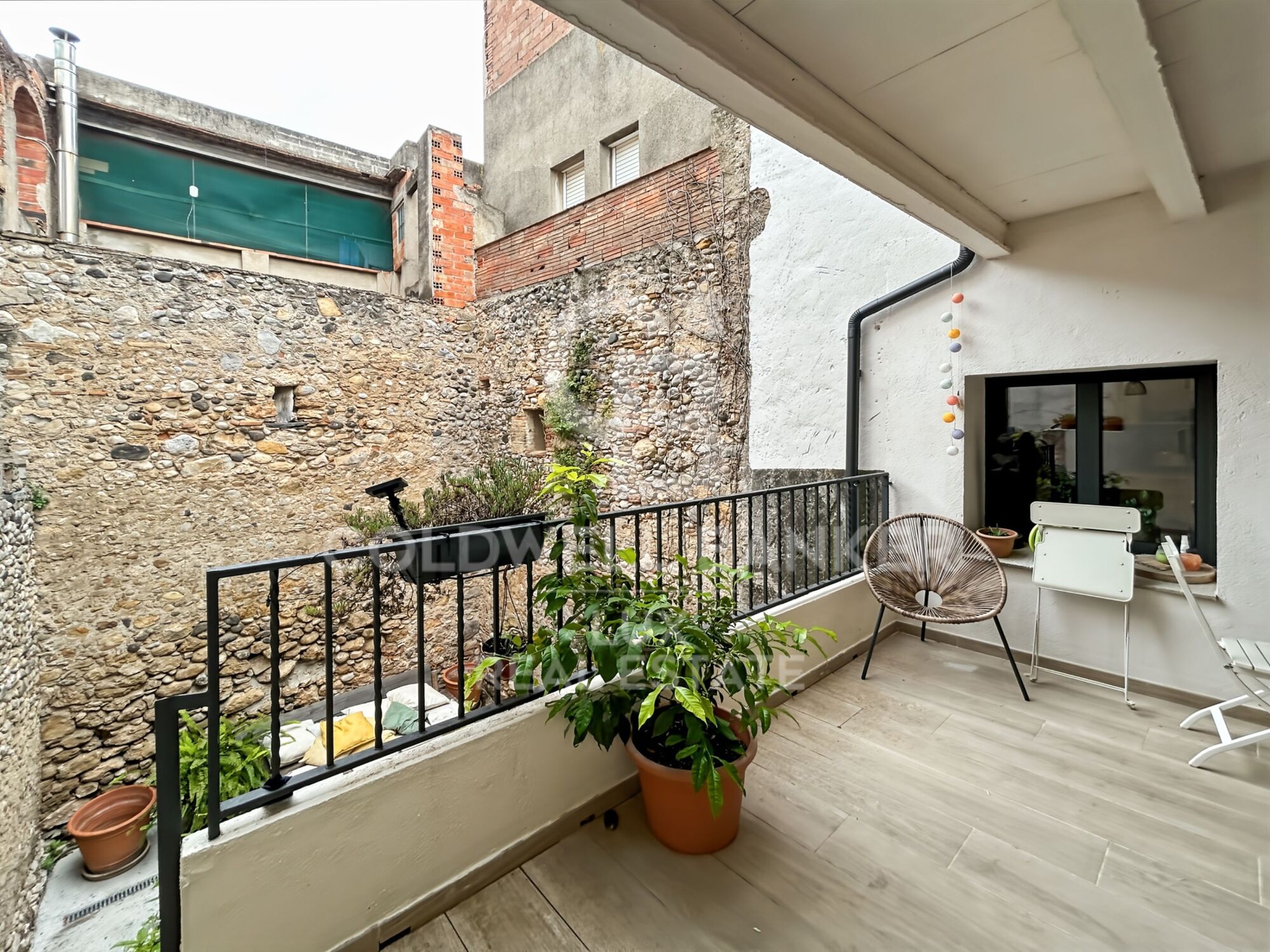 Duplex de village avec terrasse et garage à vendre à L'Armentera