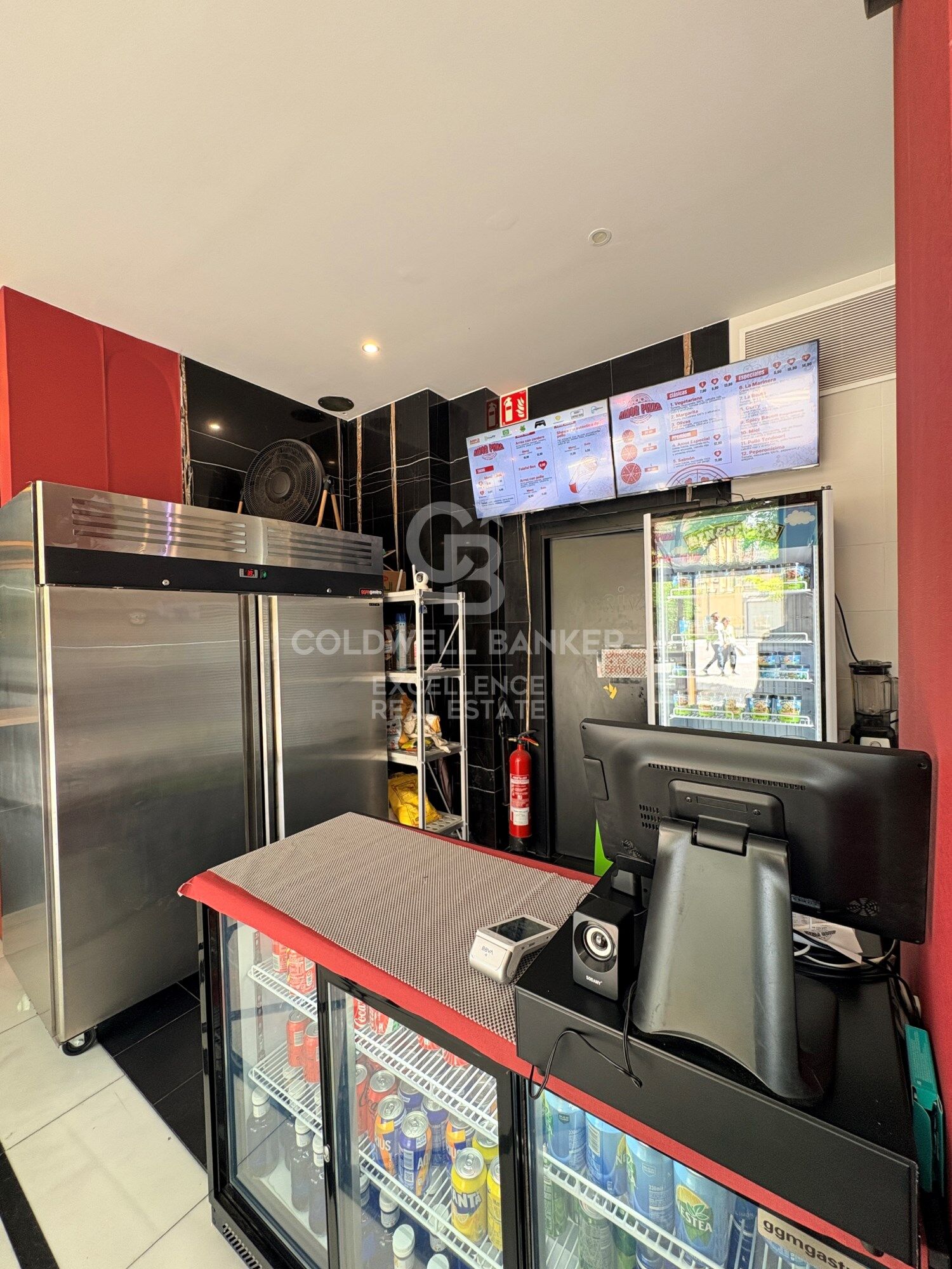 High-yield investment opportunity: Transfer of a fully equipped and operational food-service venue in Ruzafa