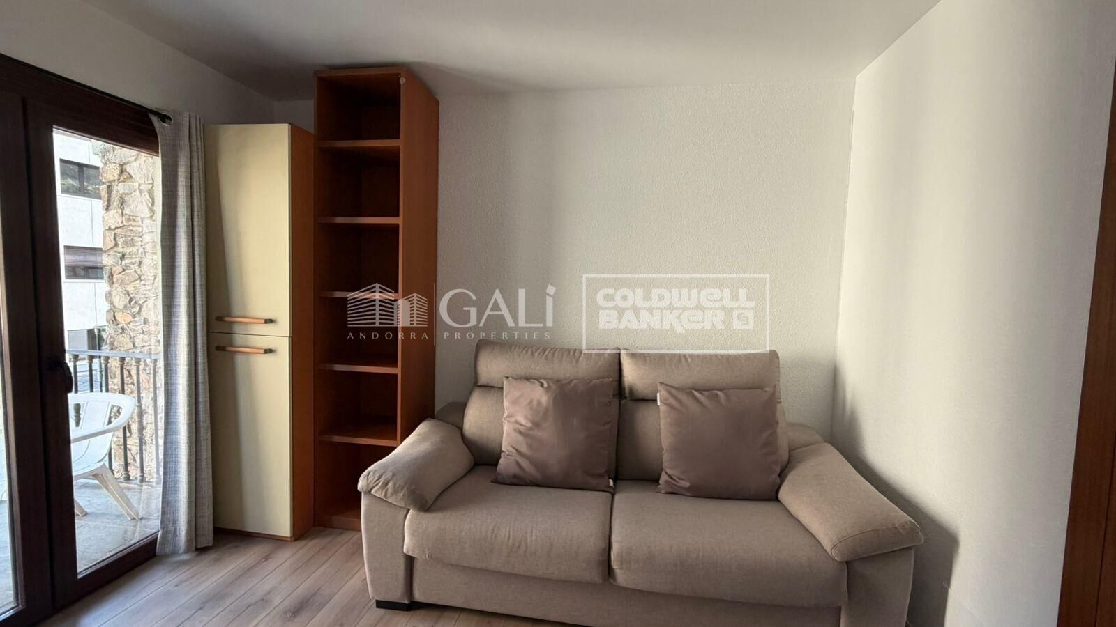 Studio Location Encamp