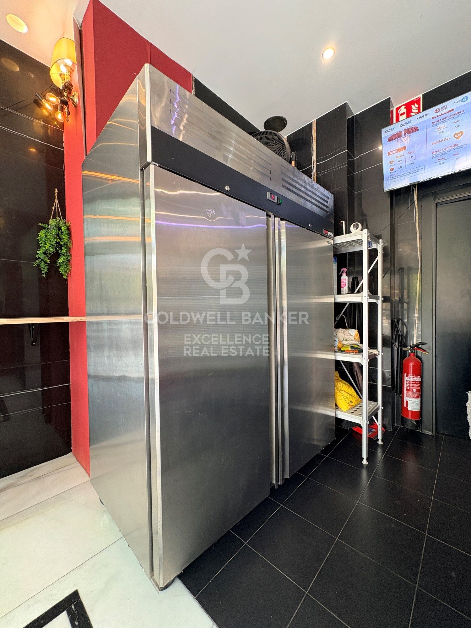 Oportunidad de inversión con alta rentabilidad: Traspaso de local gastronómico equipado y operativo en Ruzafa
