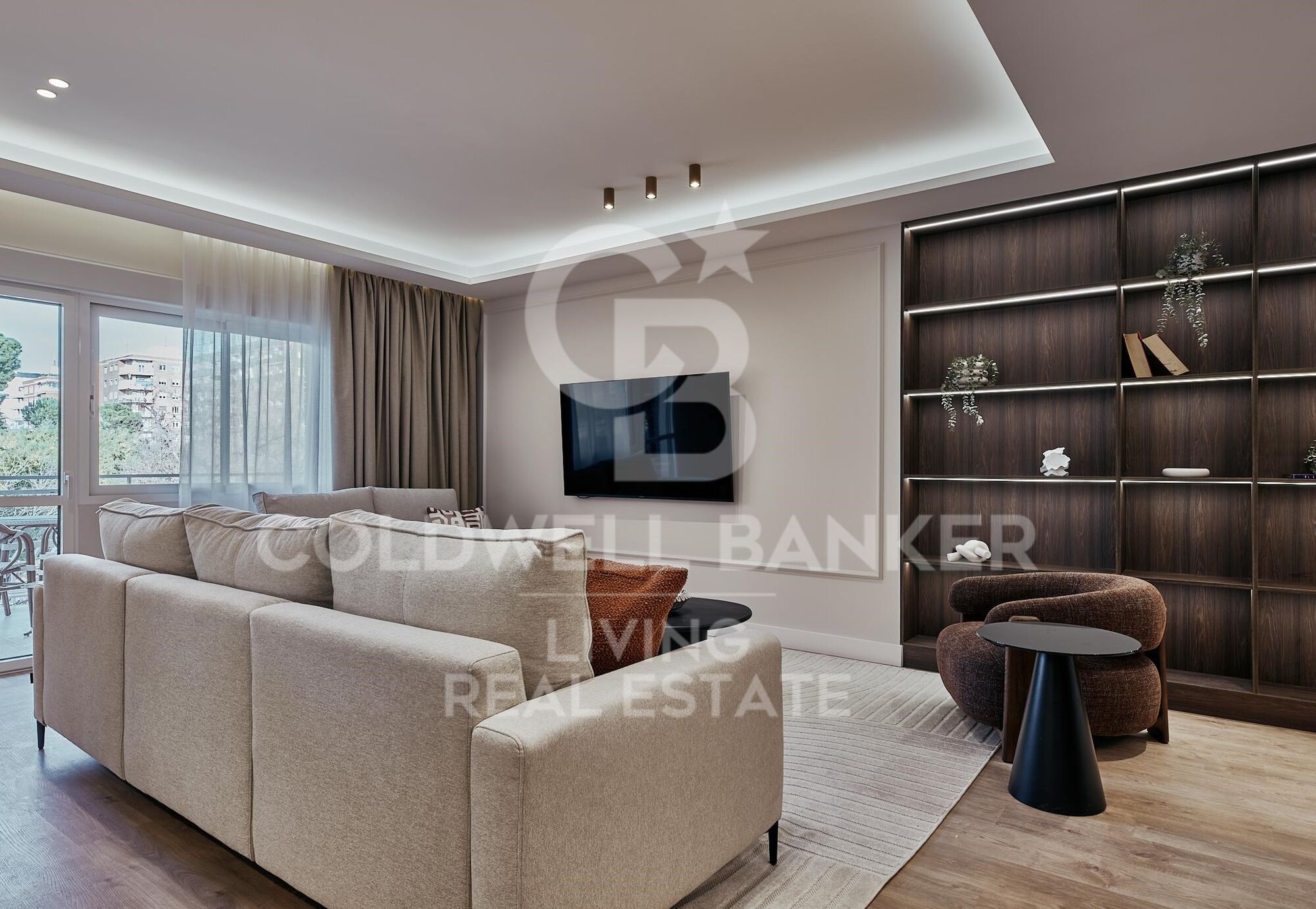 Flat 4 Bedrooms Sale Madrid