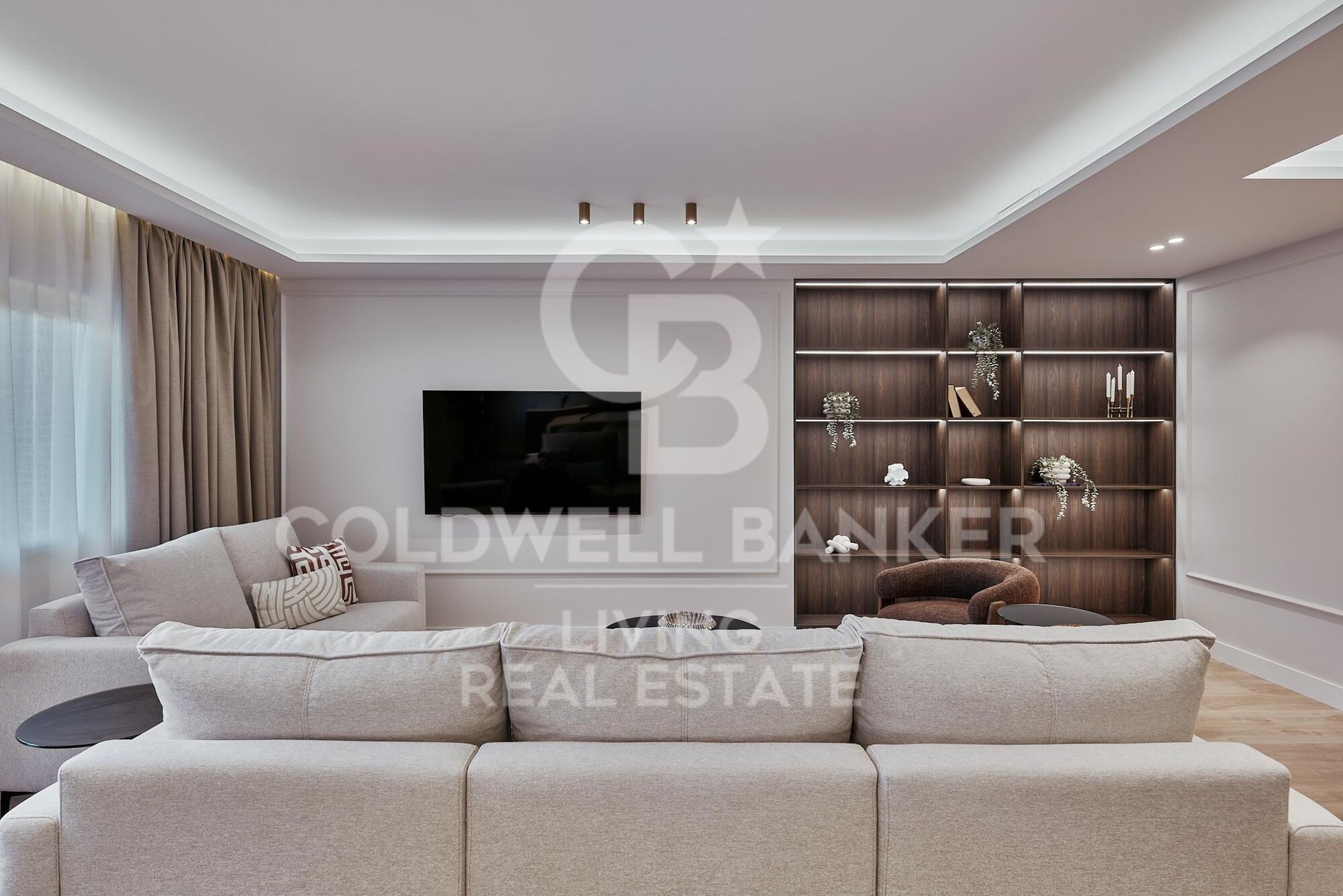 Flat 4 Bedrooms Sale Madrid