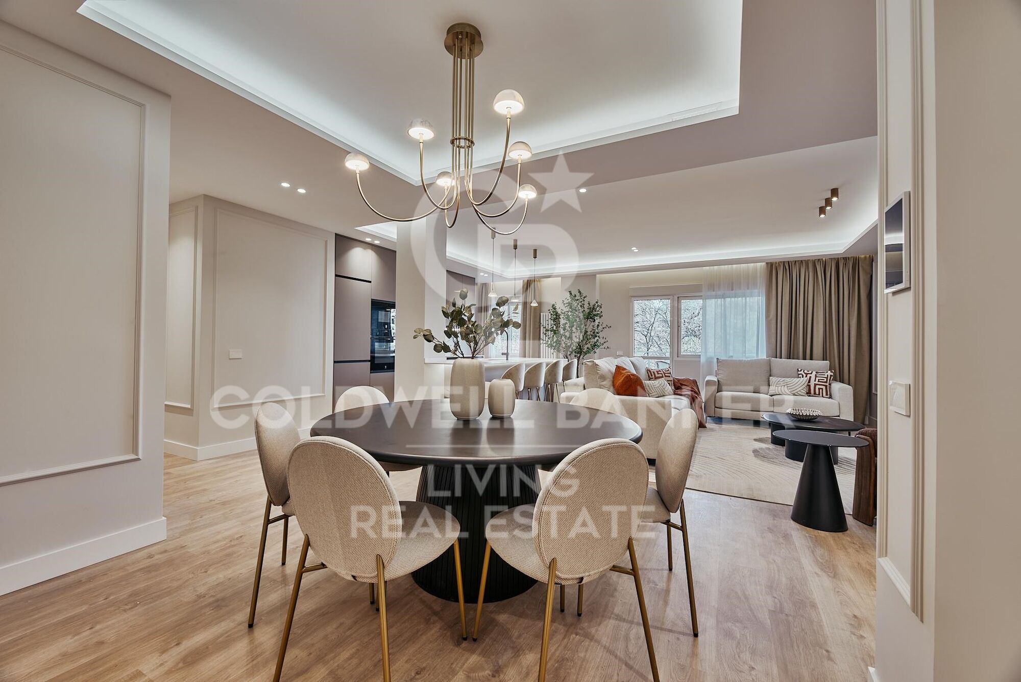 Flat 4 Bedrooms Sale Madrid