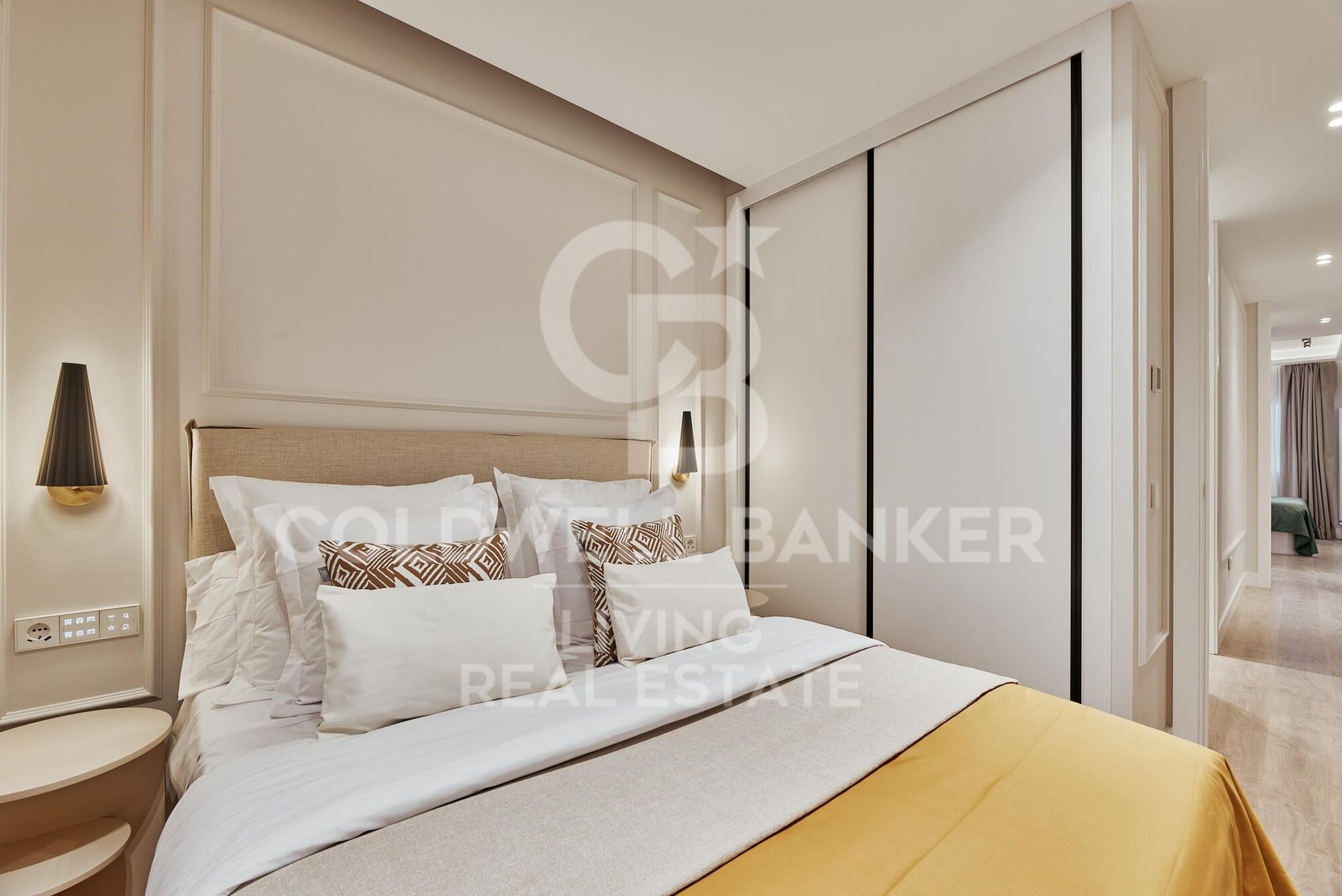 Flat 4 Bedrooms Sale Madrid