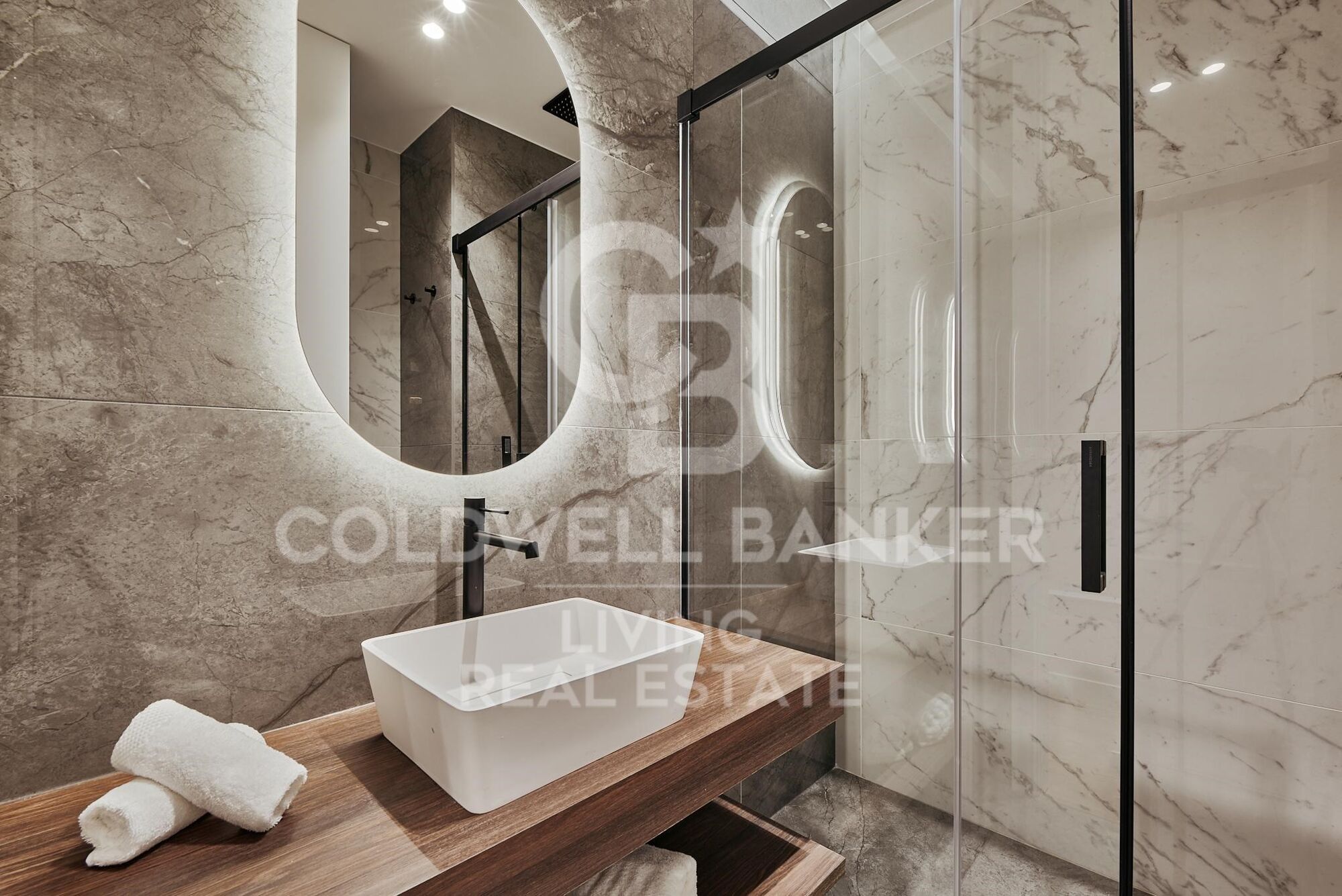 Flat 4 Bedrooms Sale Madrid