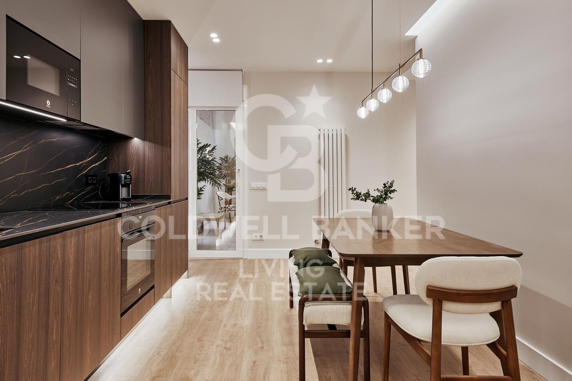 Flat 2 Bedrooms Sale Madrid