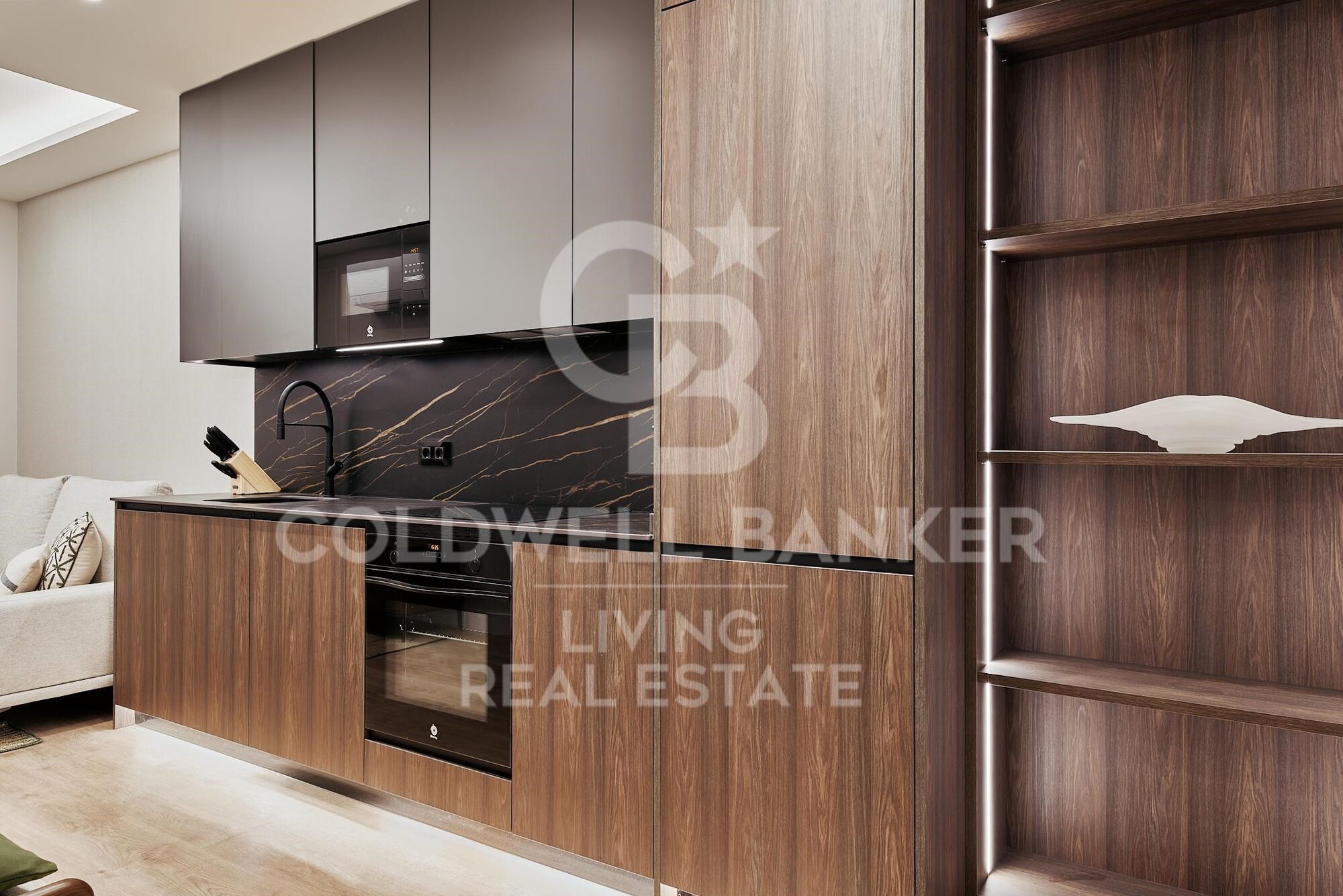 Flat 2 Bedrooms Sale Madrid